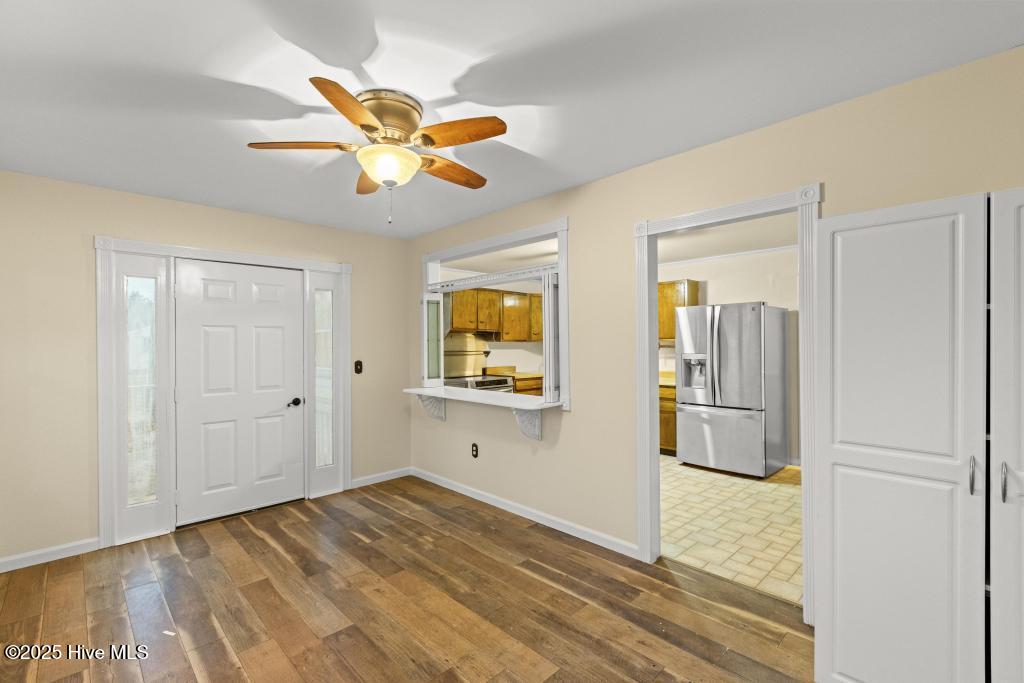 100526161 | Photo 24