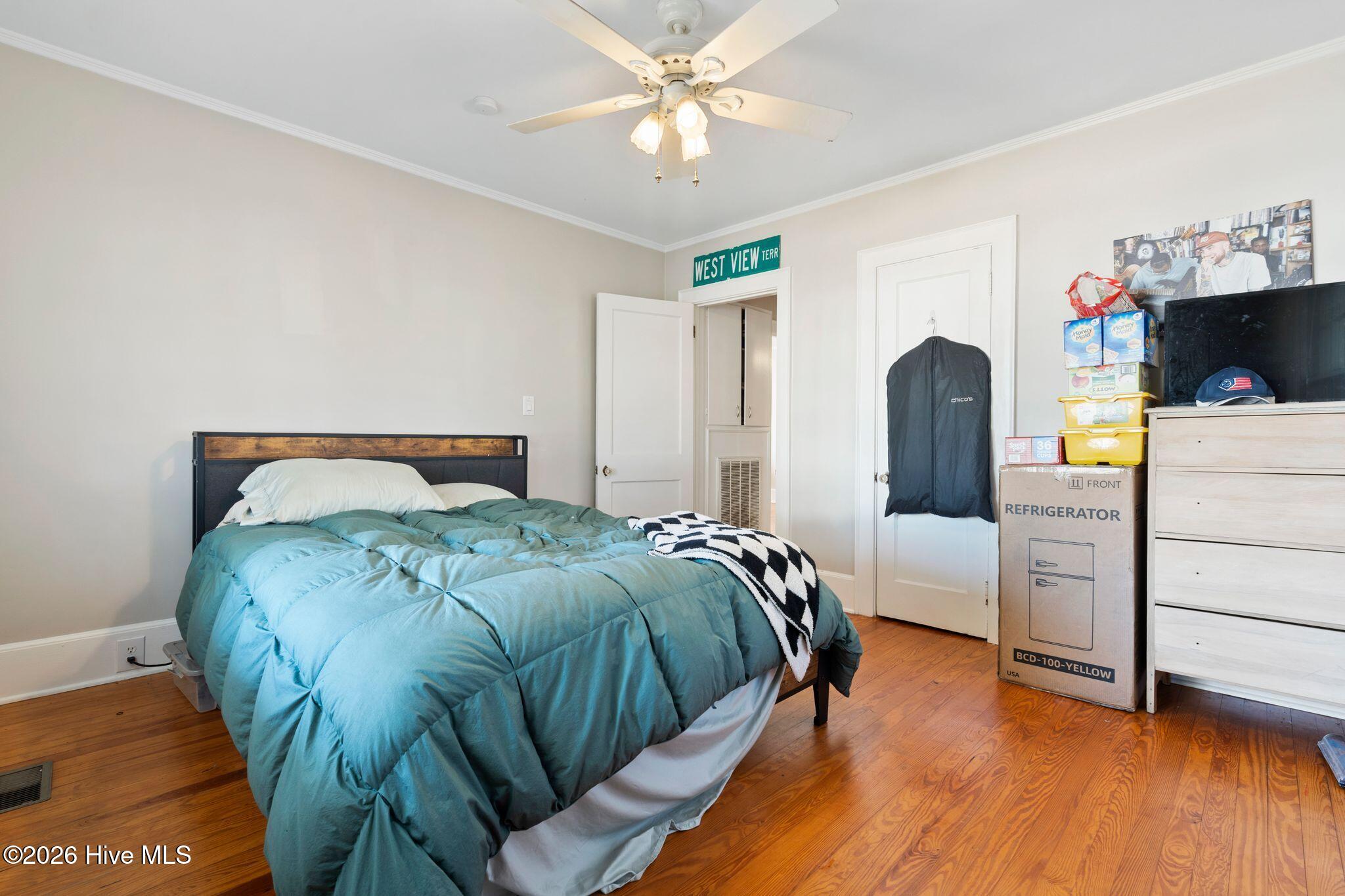 100554931 | Photo 27