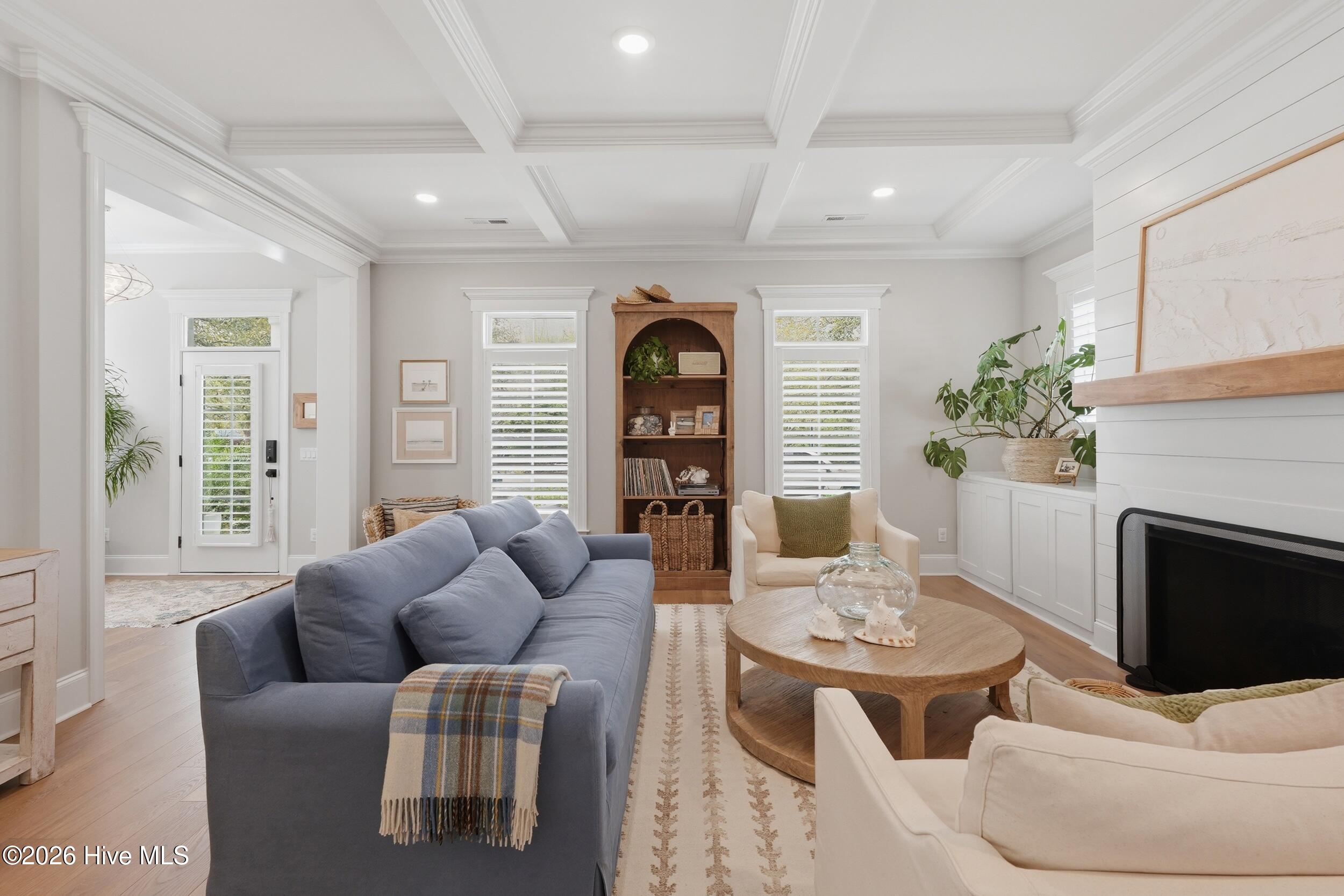 100562454 | Photo 10