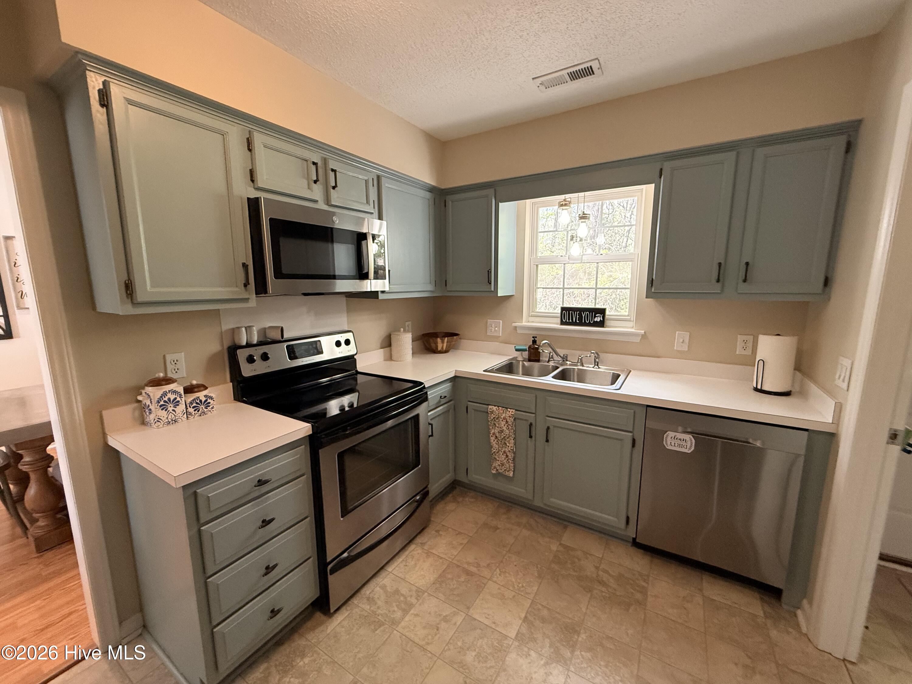 109 Arbor Drive, Greenville, NC, 27858