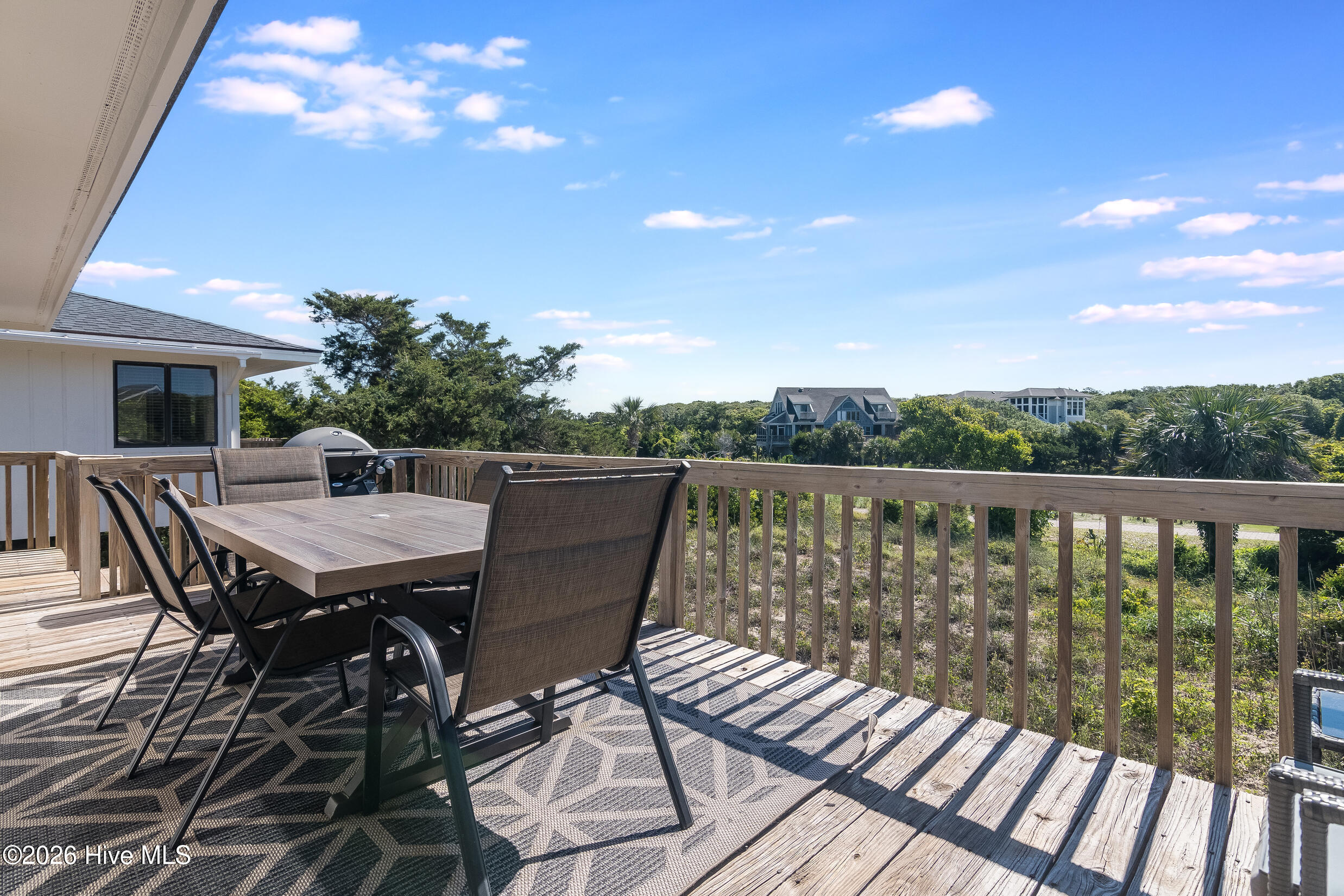 100557535 | Photo 18