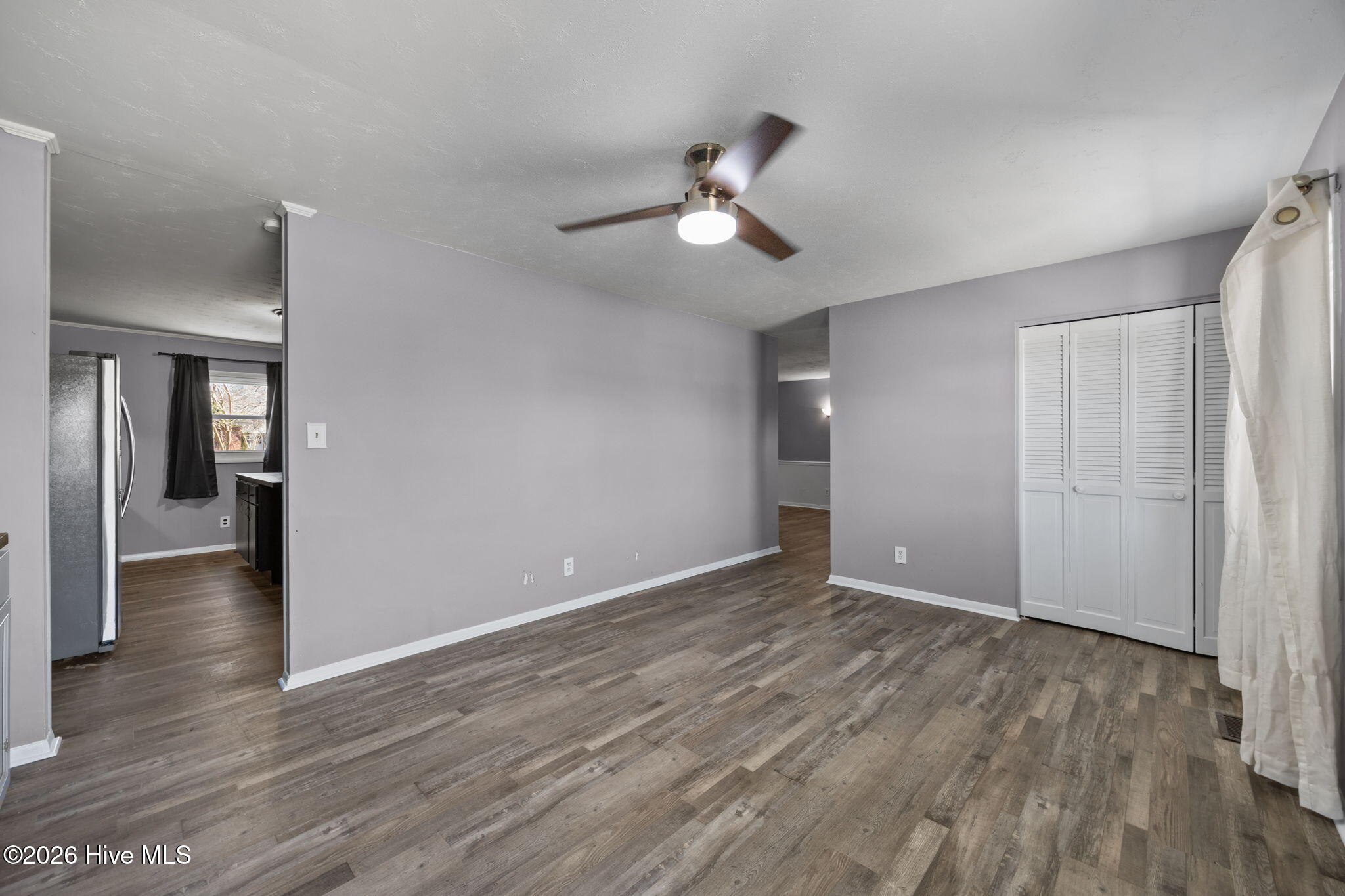 100553623 | Photo 12