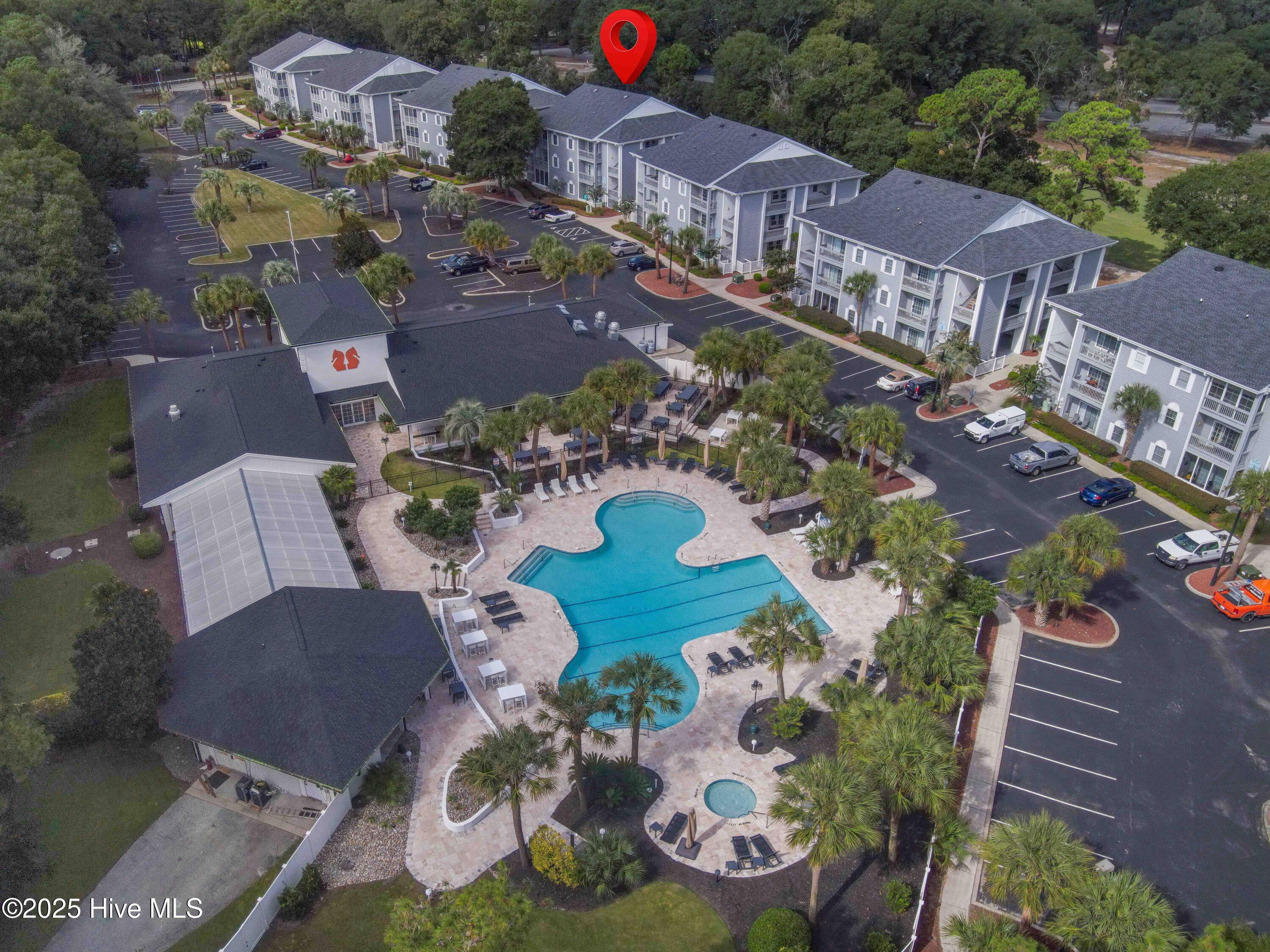 100533725 | Photo 45