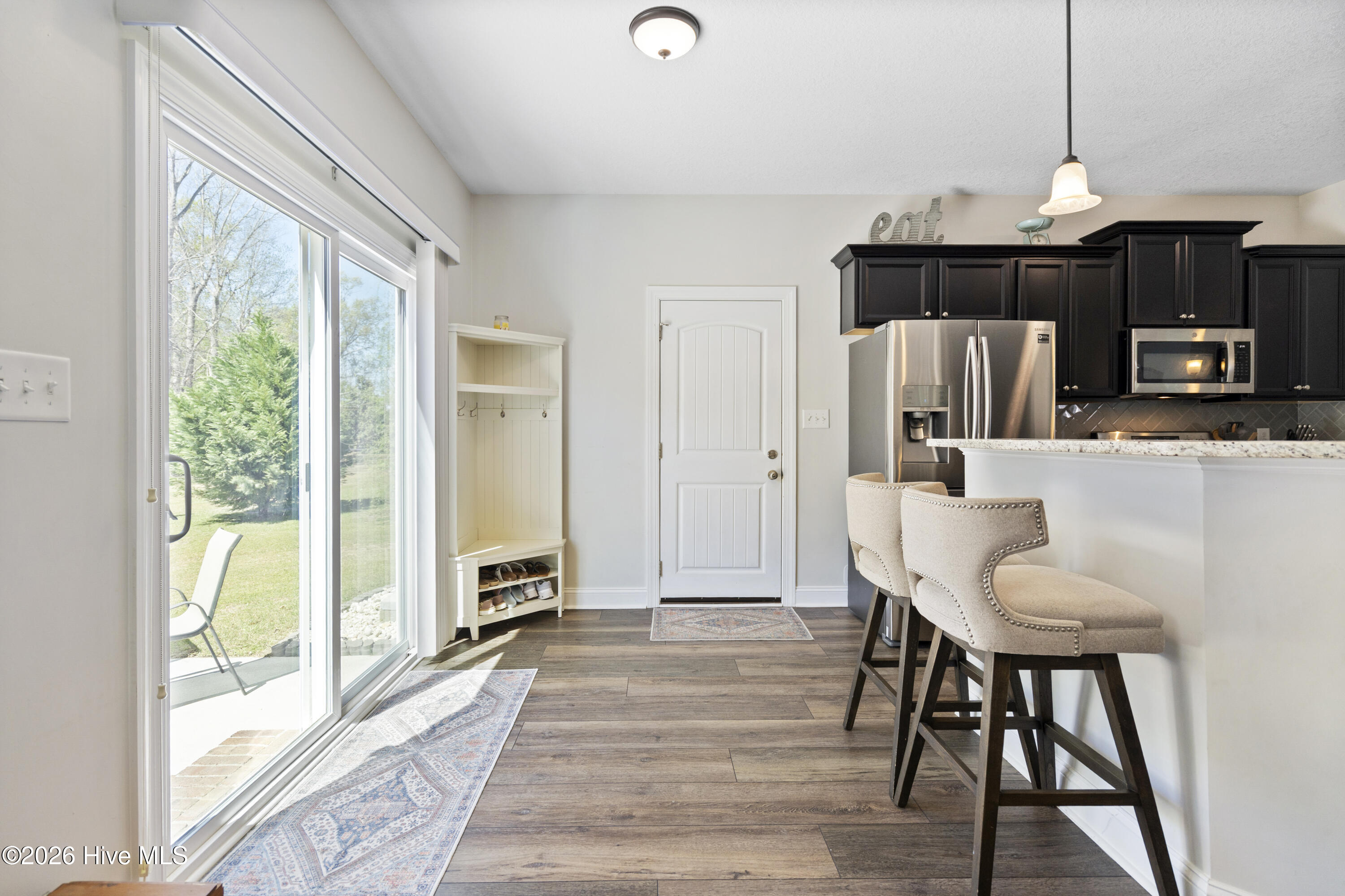 100564878 | Photo 17