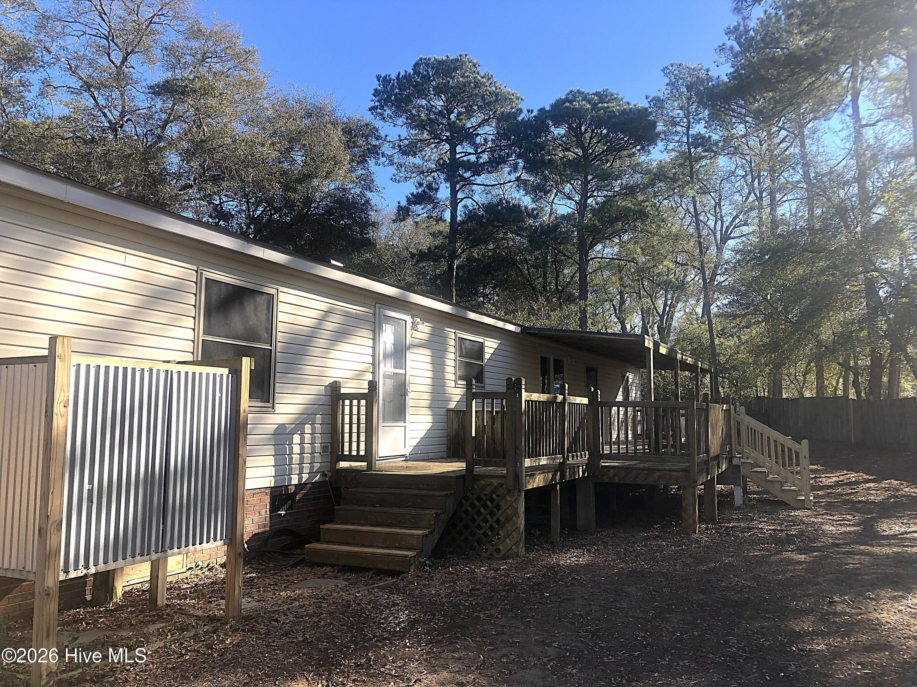 100549339 | Photo 38