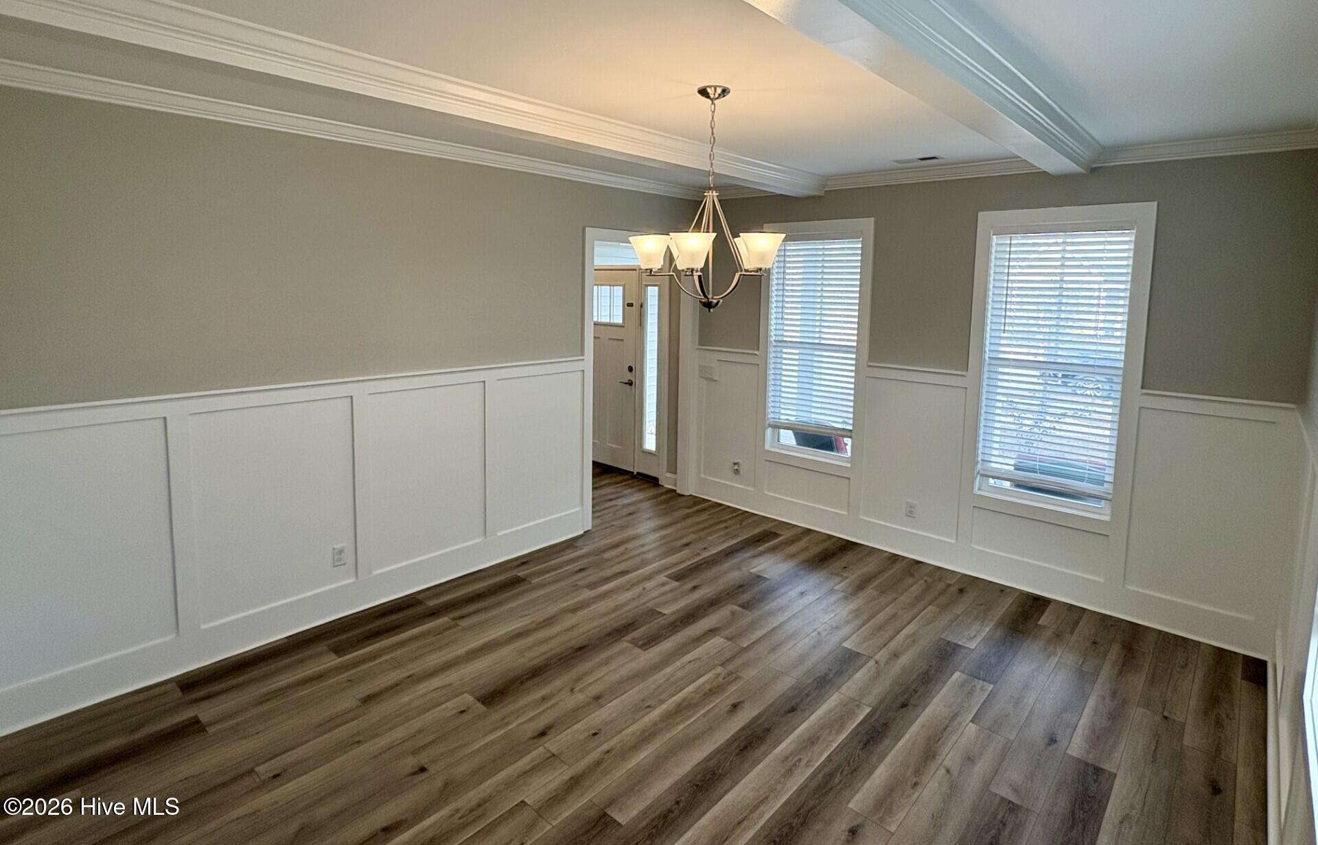 100538351 | Photo 11