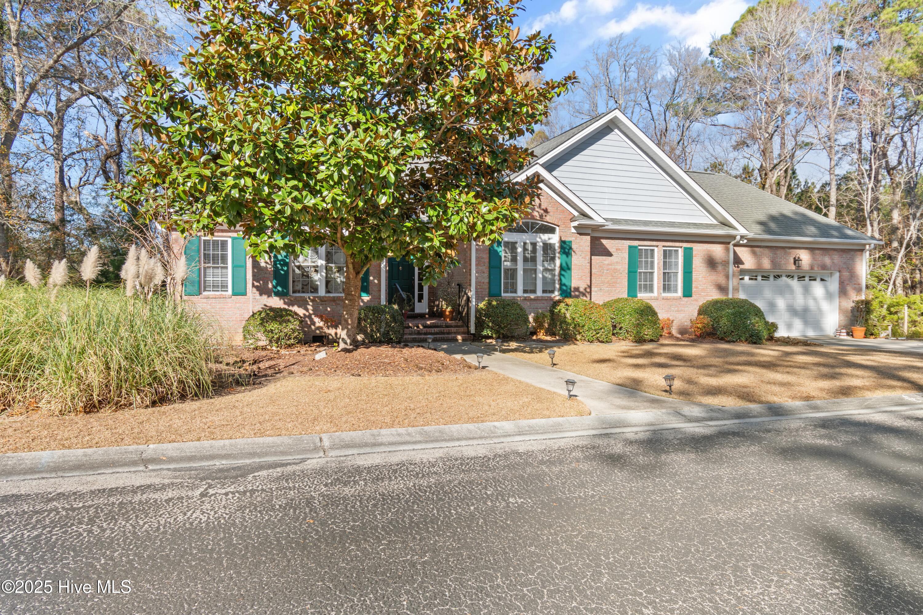 1187WoodbridgeLnSE - 2