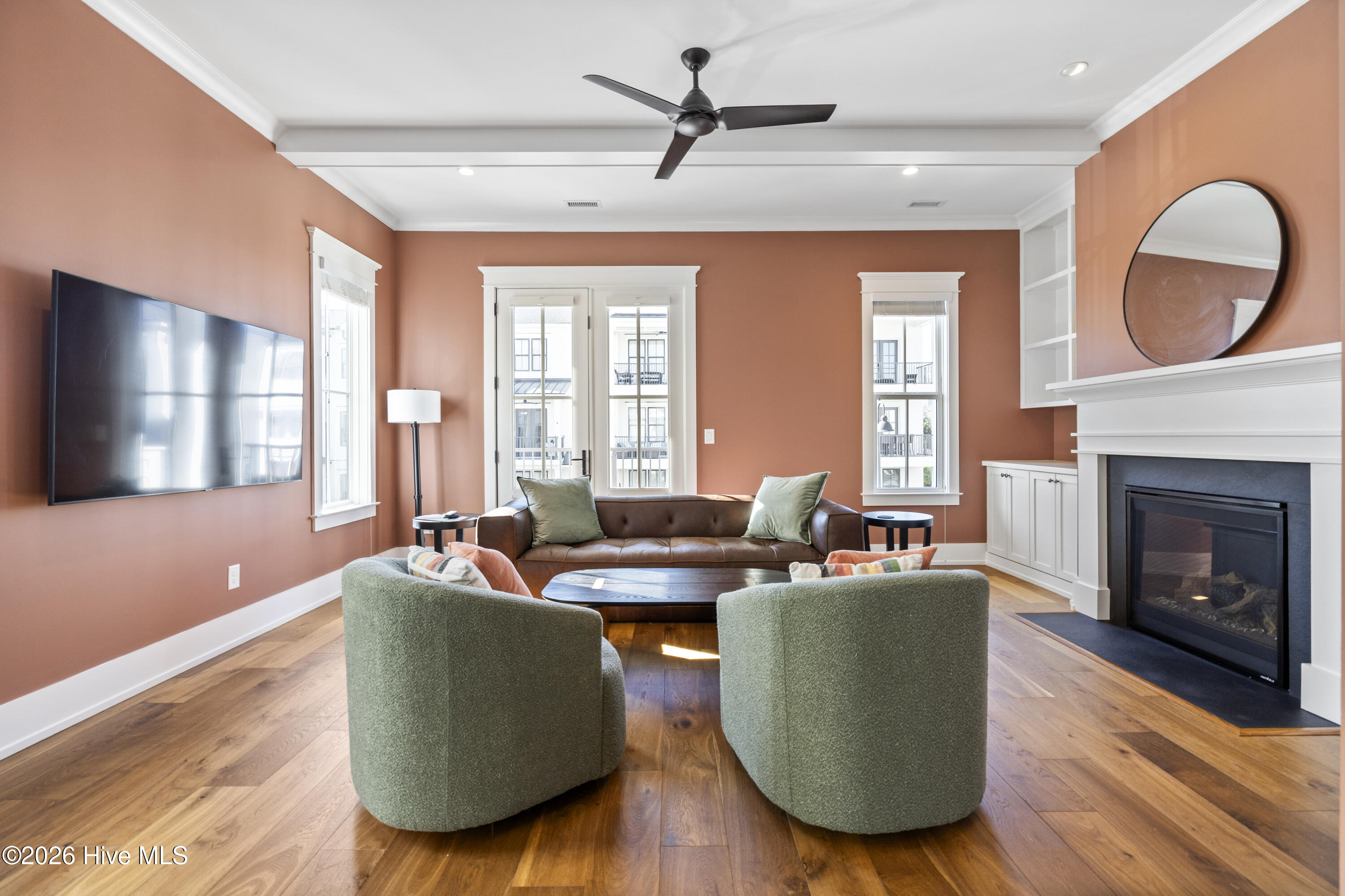 100554242 | Photo 16