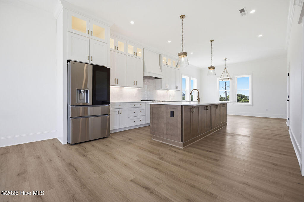 1 Bottlenose Boulevard,North Topsail Beach