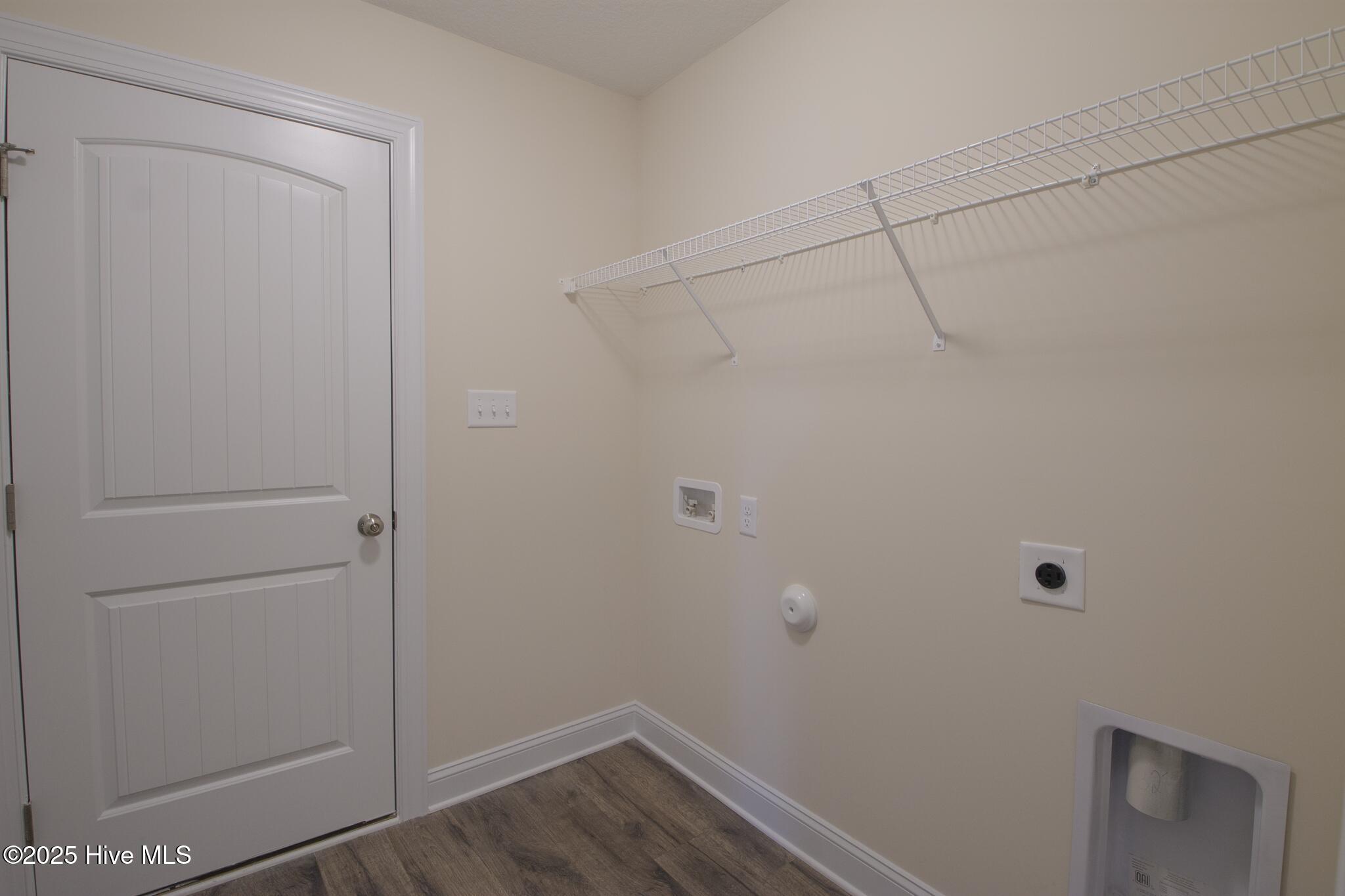 100503202 | Photo 26