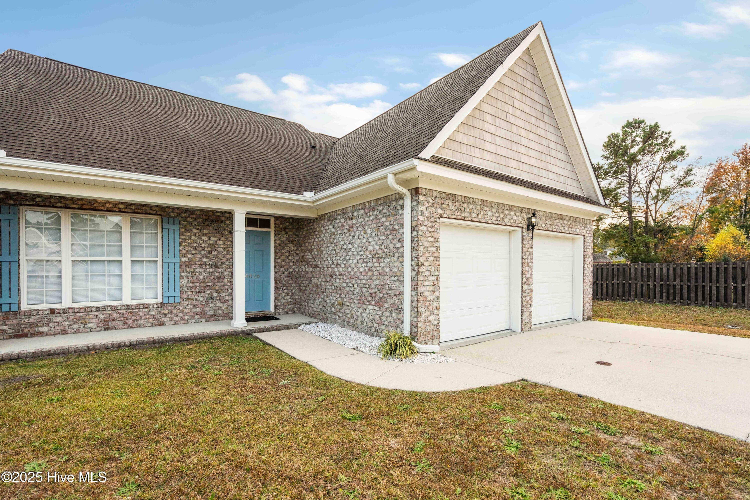 100542341 | Photo 57