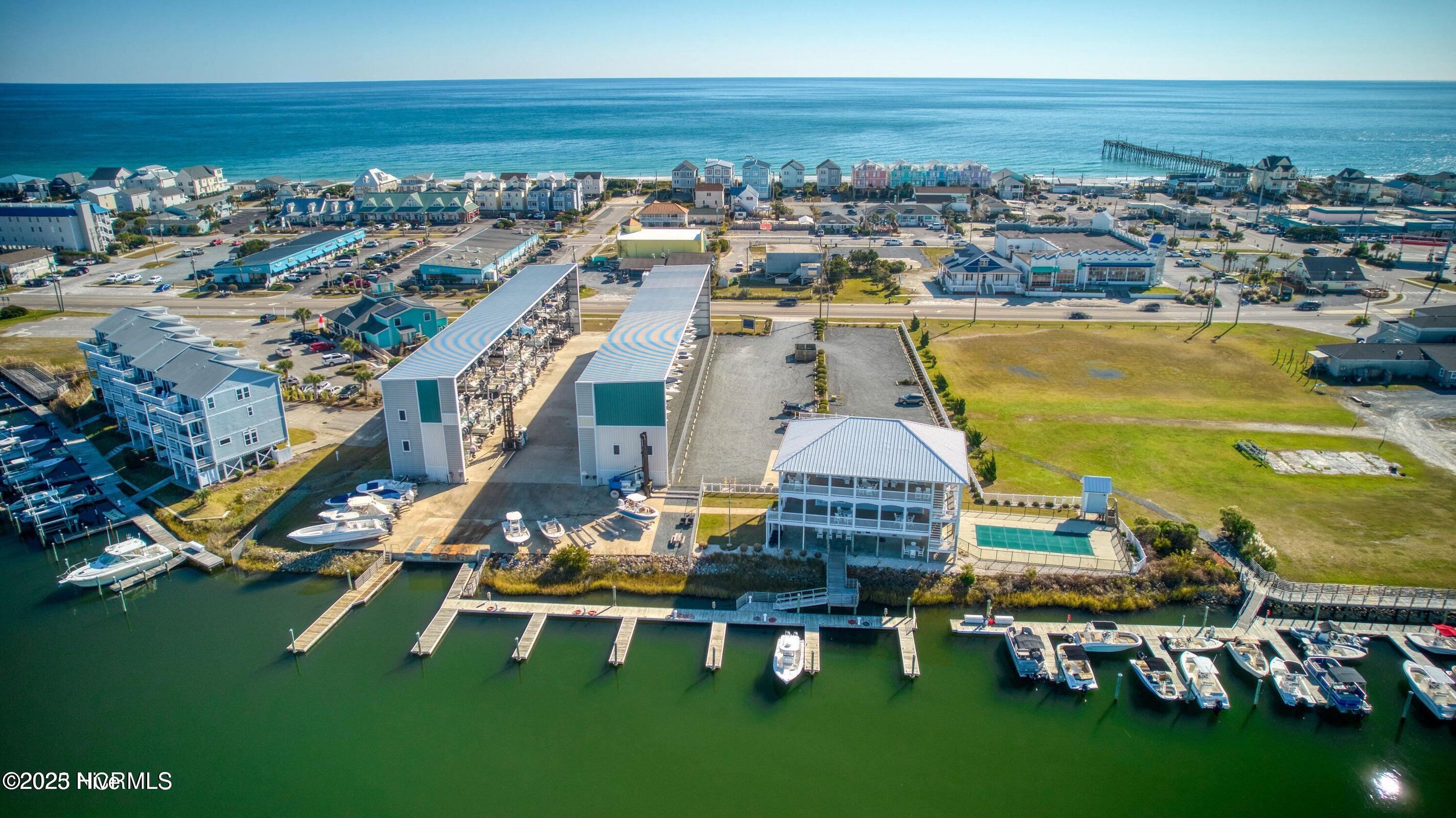 100514575 | Photo 50