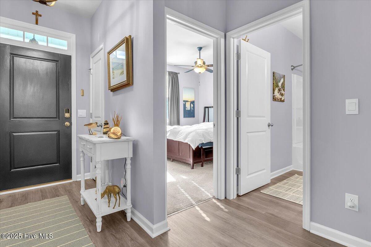 100539995 | Photo 35