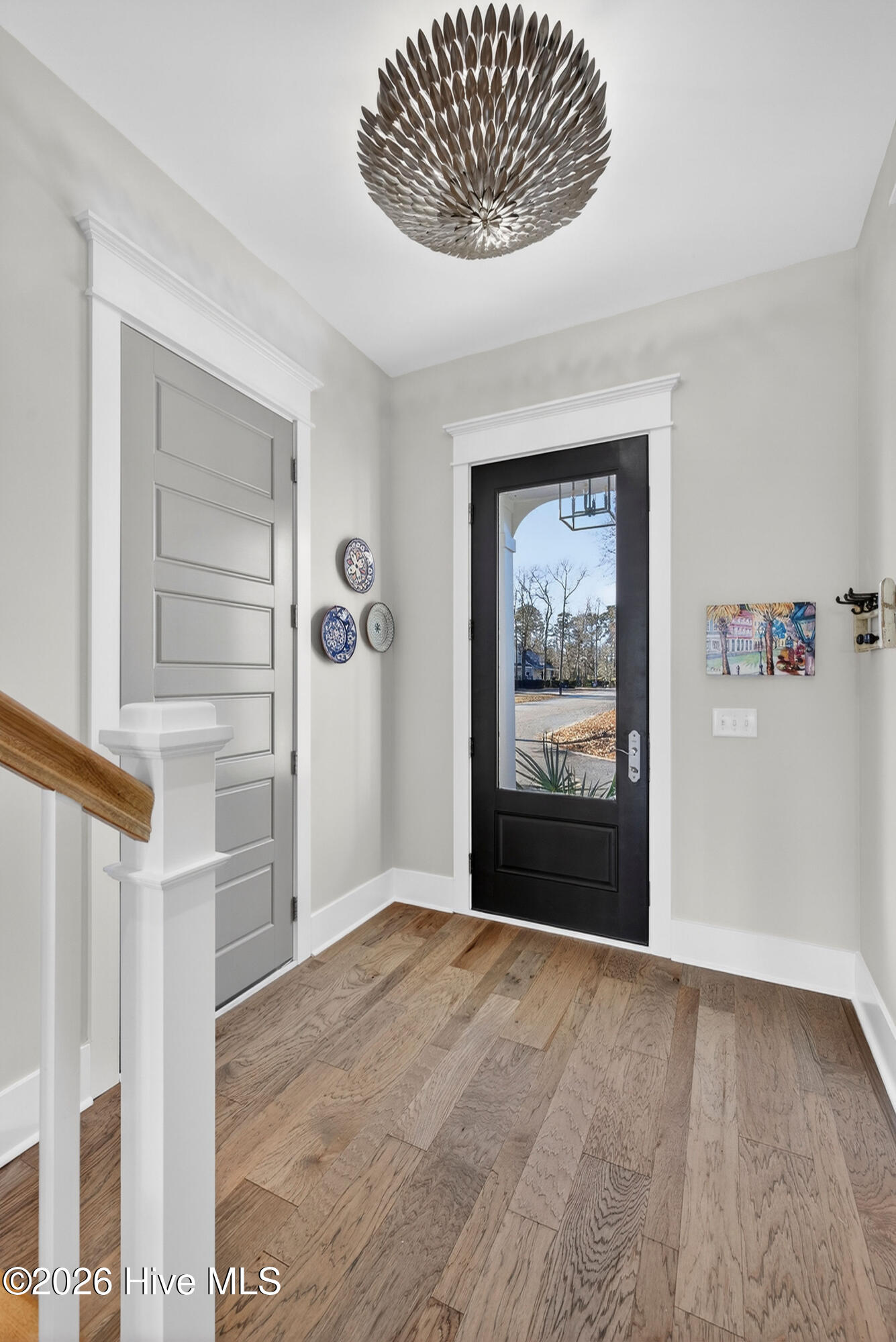 100552063 | Photo 12