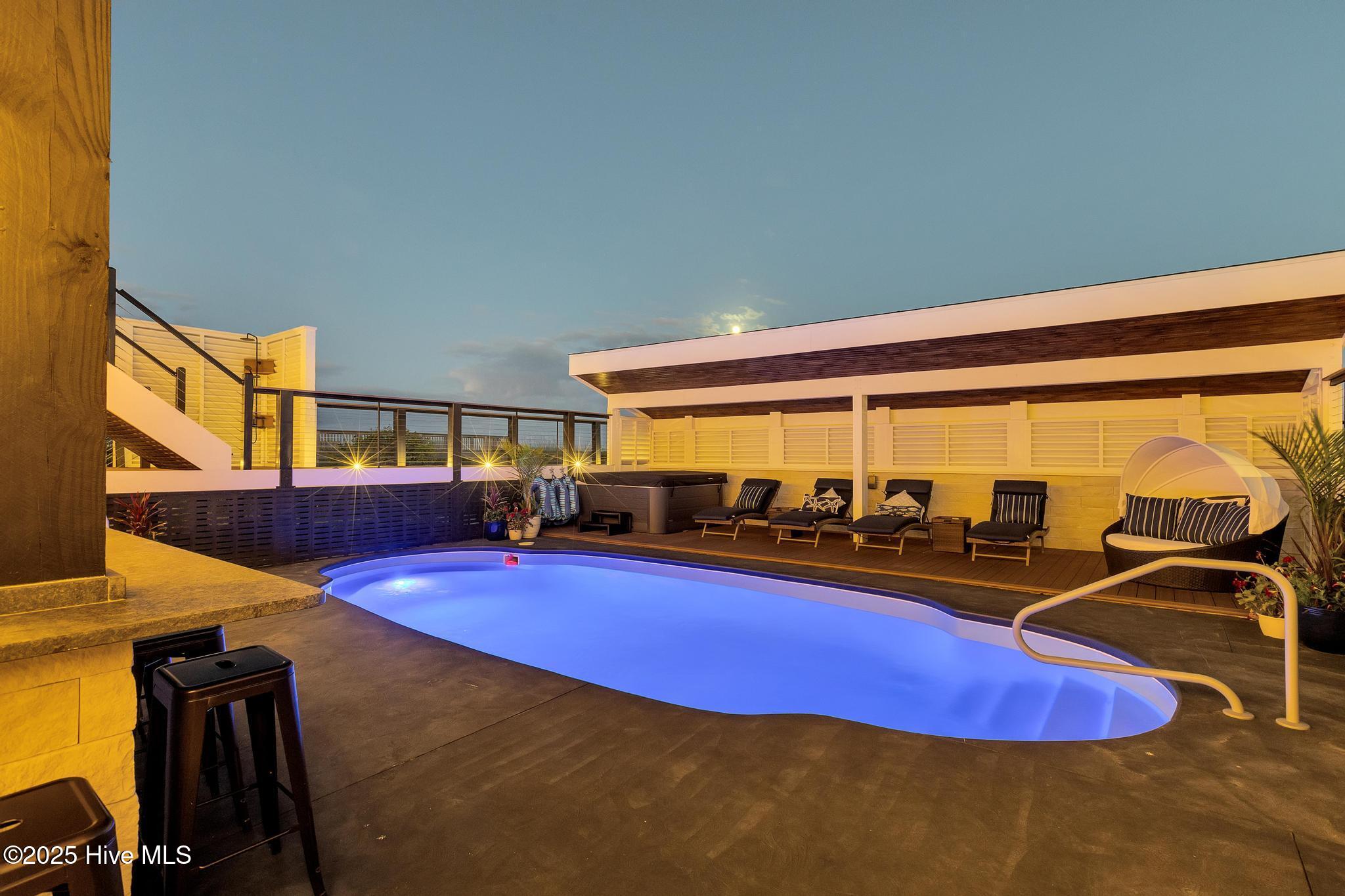 8703 Ocean View Drive UNIT East, Emerald Isle, NC, 28594