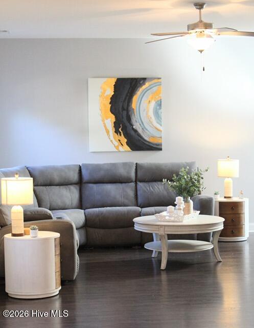 100548455 | Photo 14