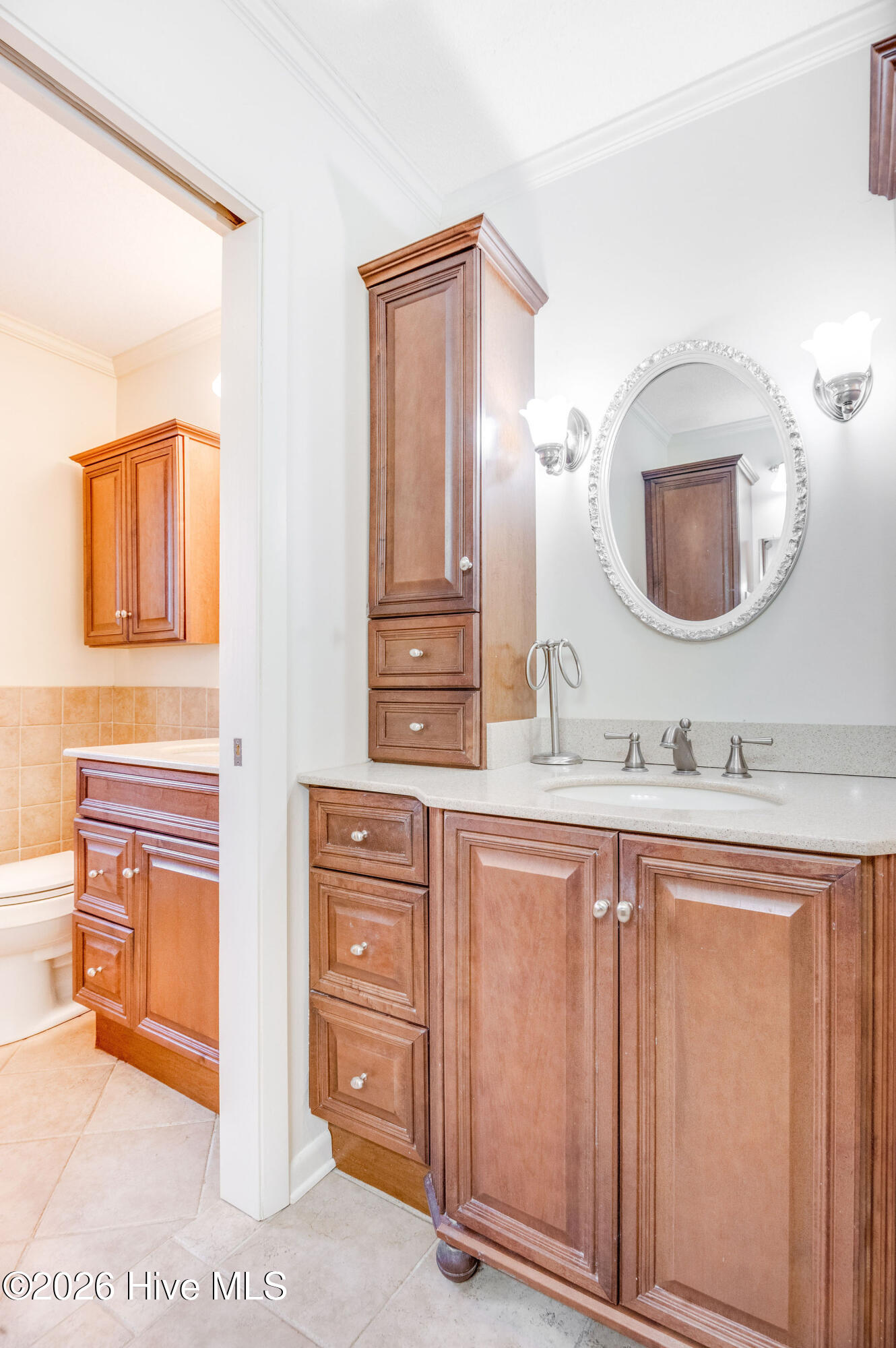 100556602 | Photo 43