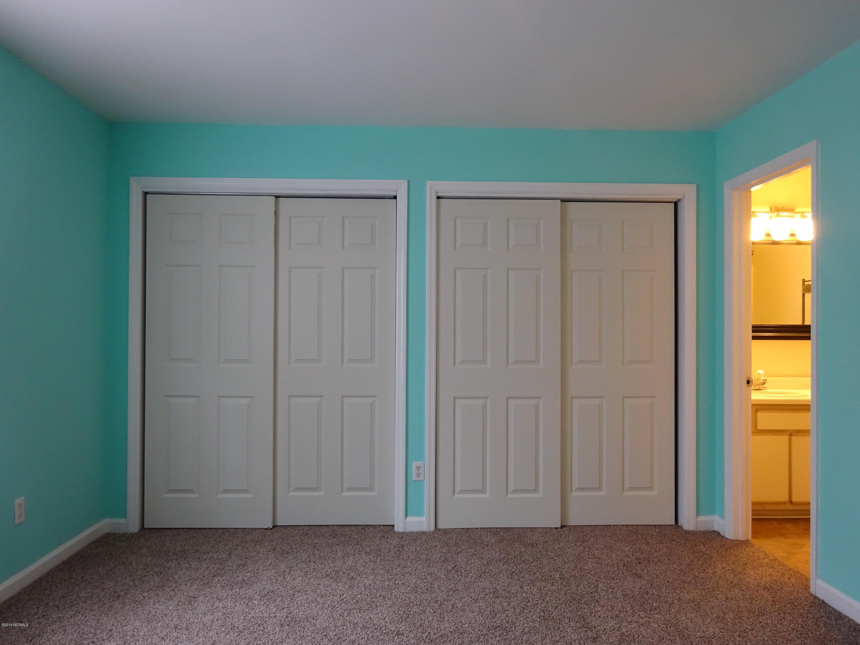 100543958 | Photo 10