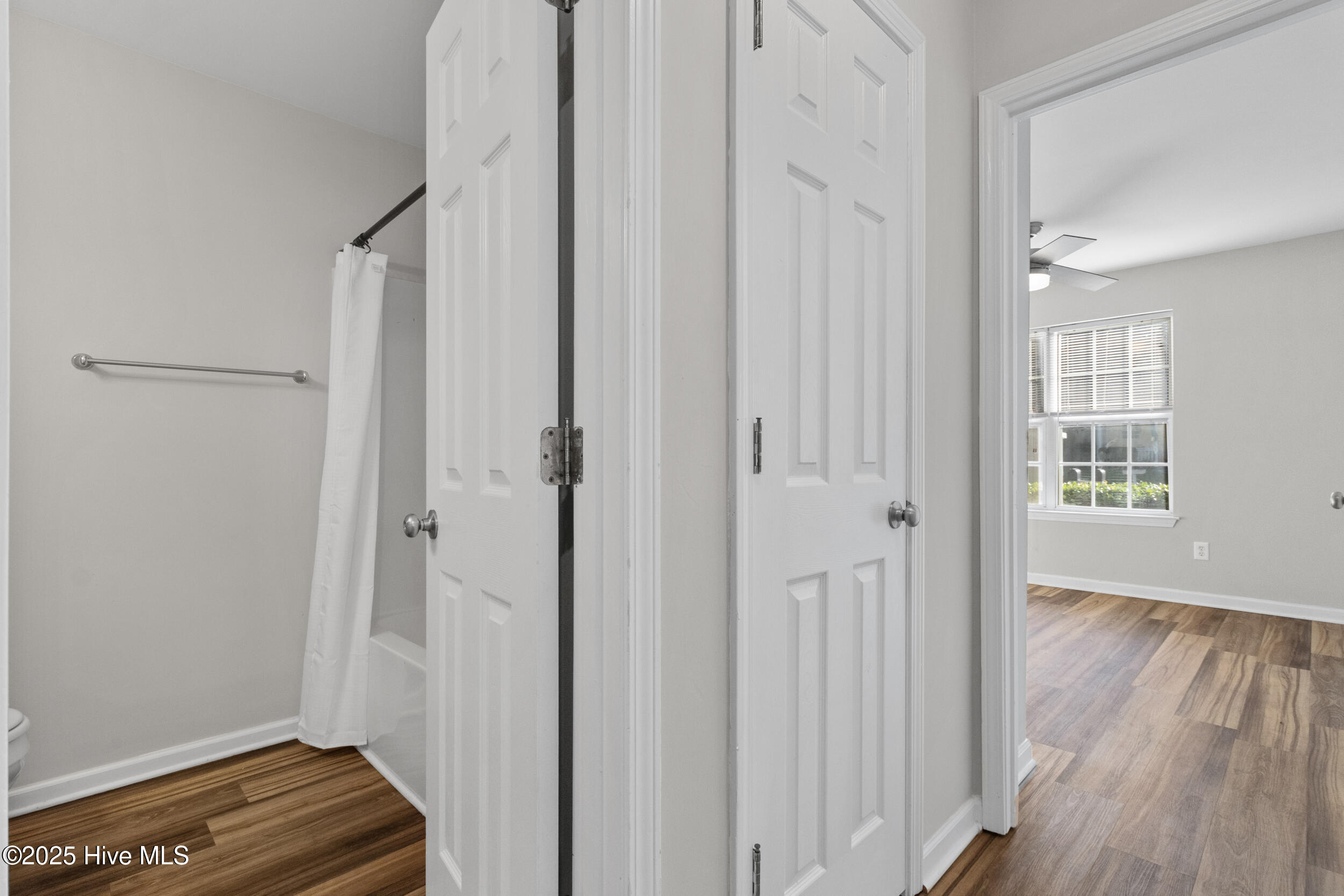 100534993 | Photo 17