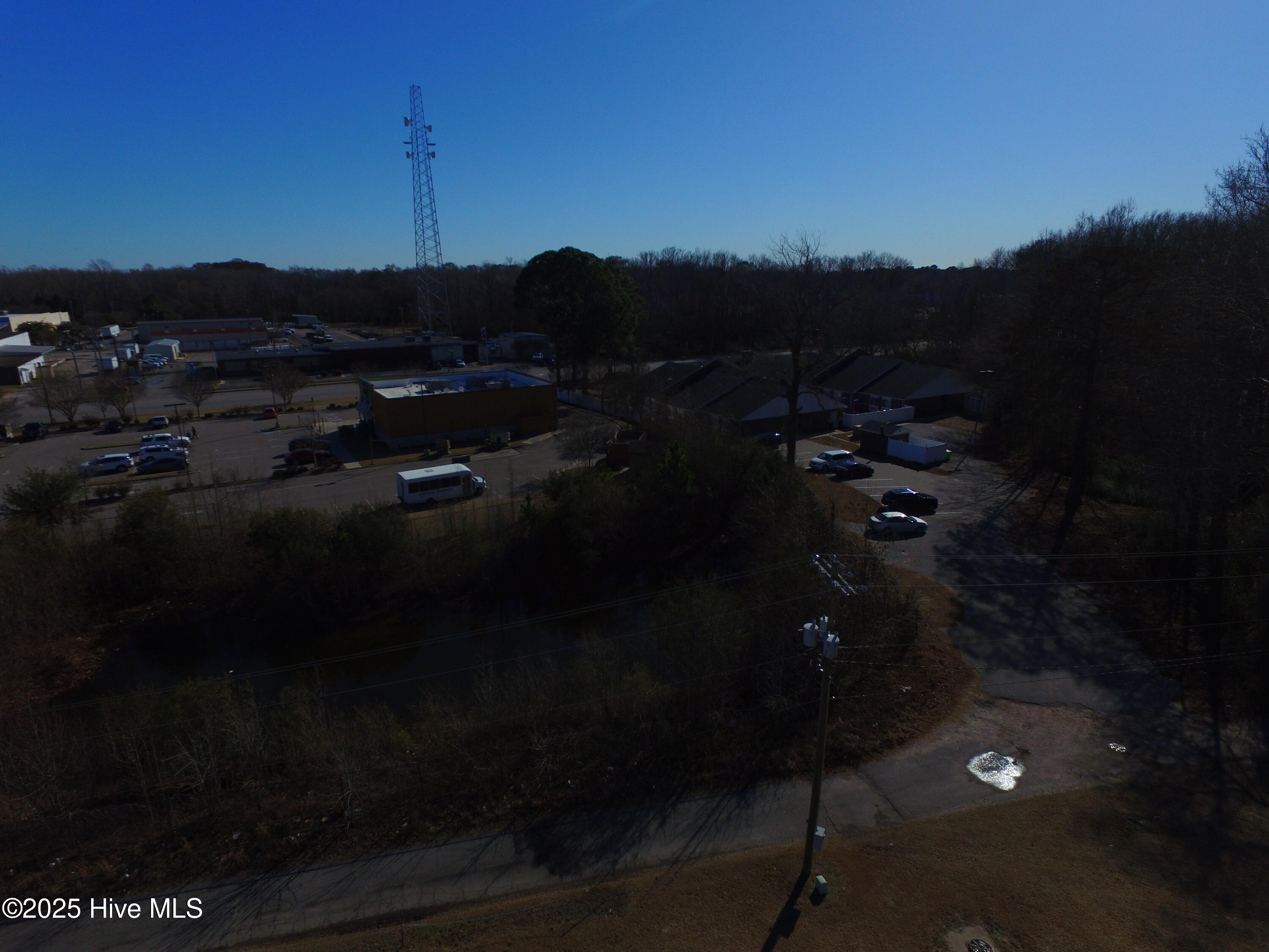 AA14EC50-4AC7-4B68-A242-7BFA1E7FD680