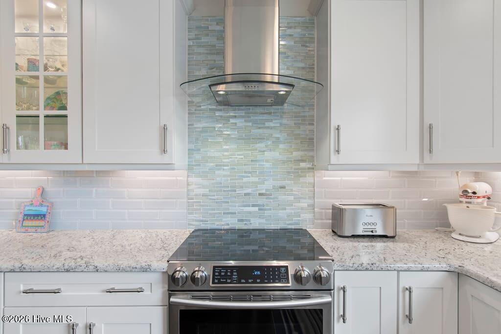 100562919 | Photo 30