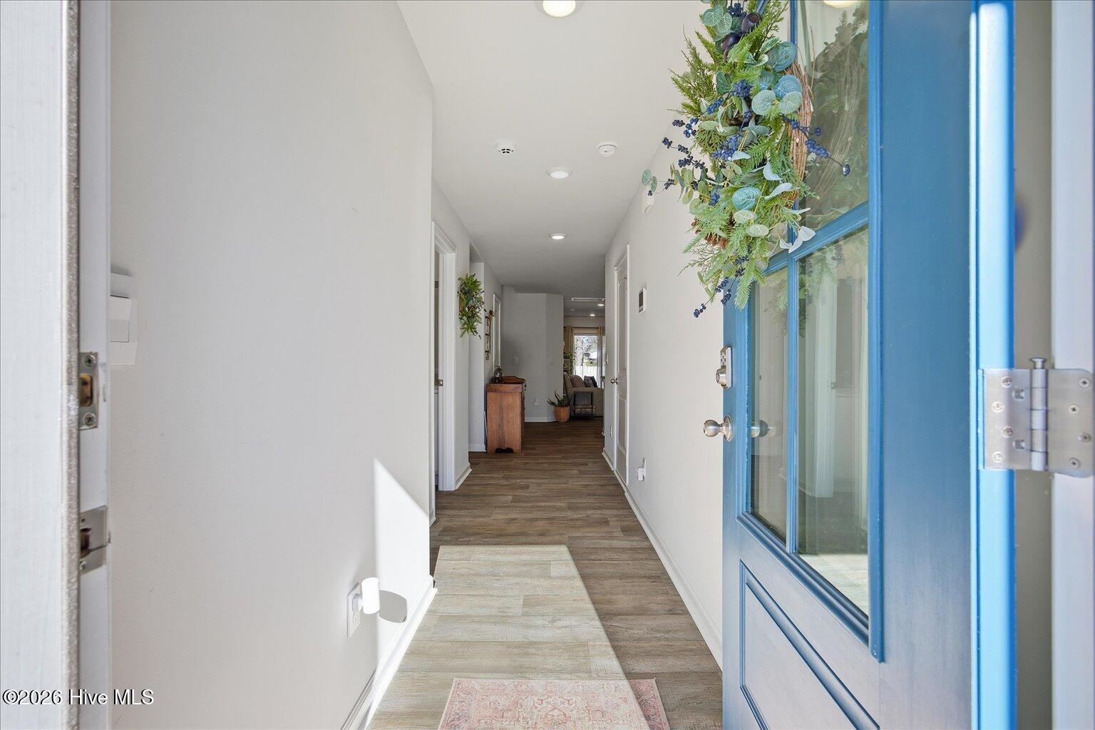 100549908 | Photo 27