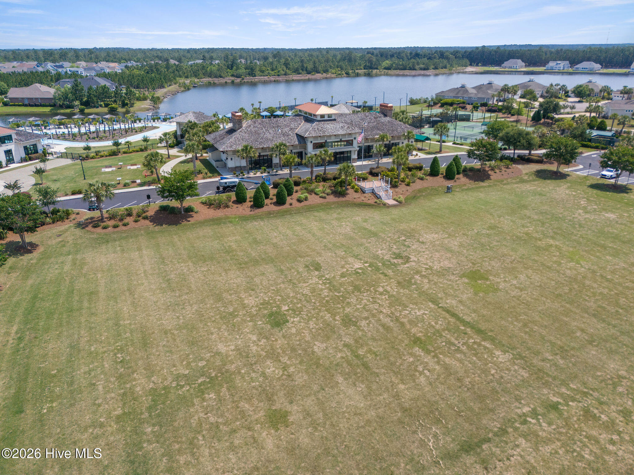 100565690 | Photo 123