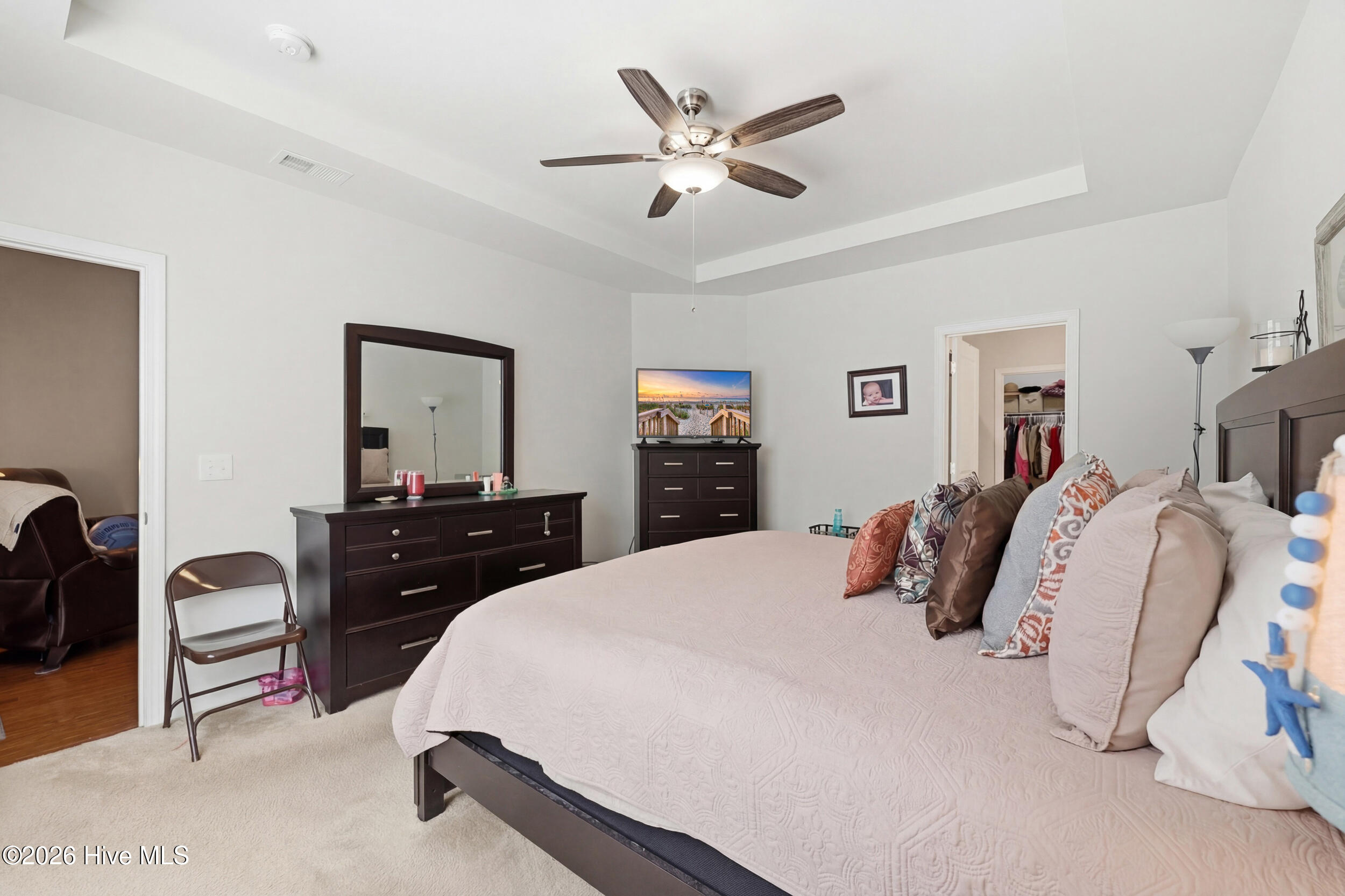 100564272 | Photo 21