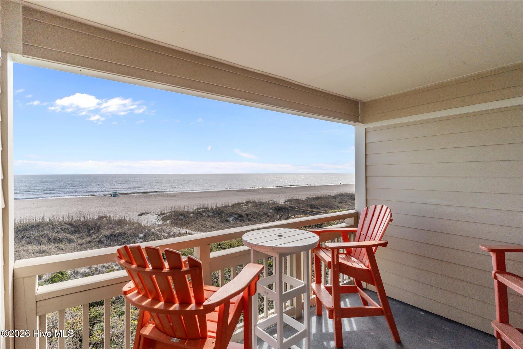 100564383 | Photo 13