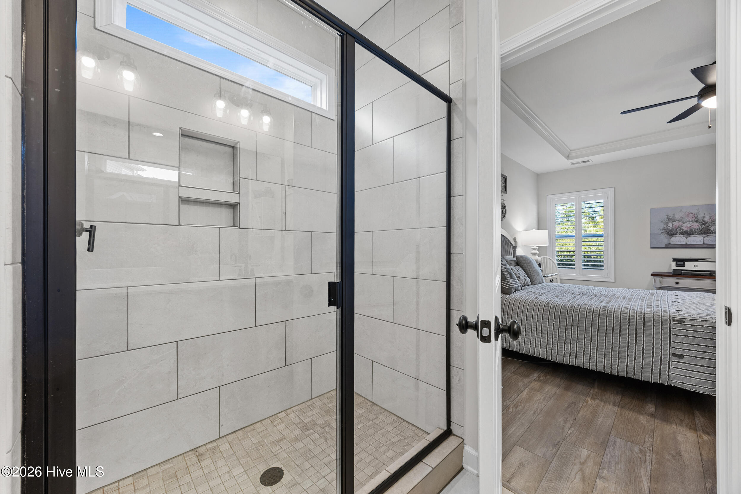 100548050 | Photo 22