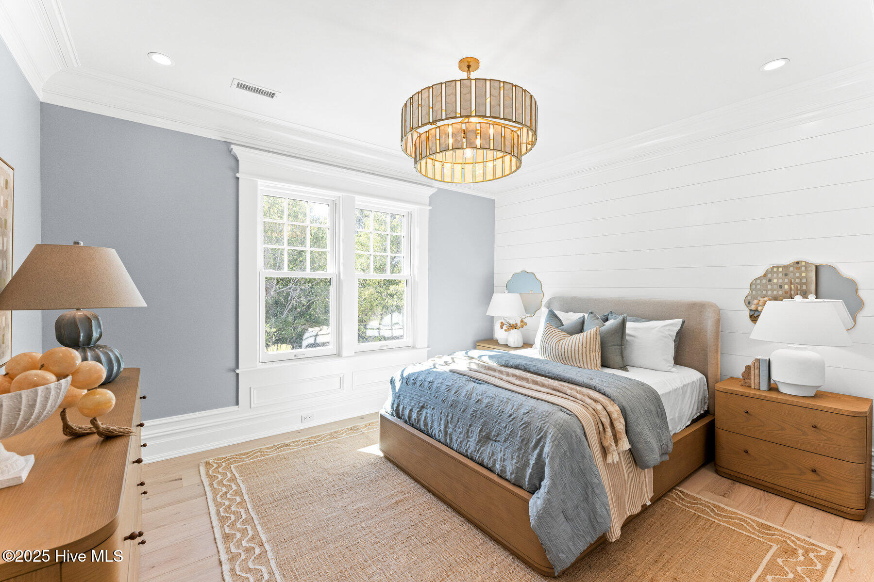 100401243 | Photo 55