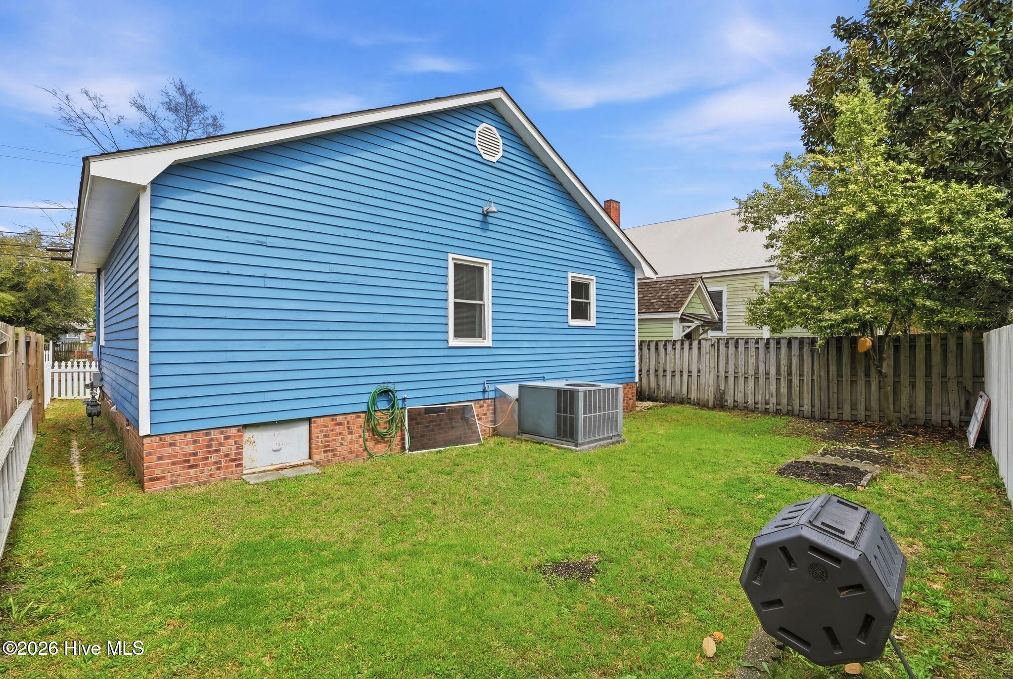 100559887 | Photo 37