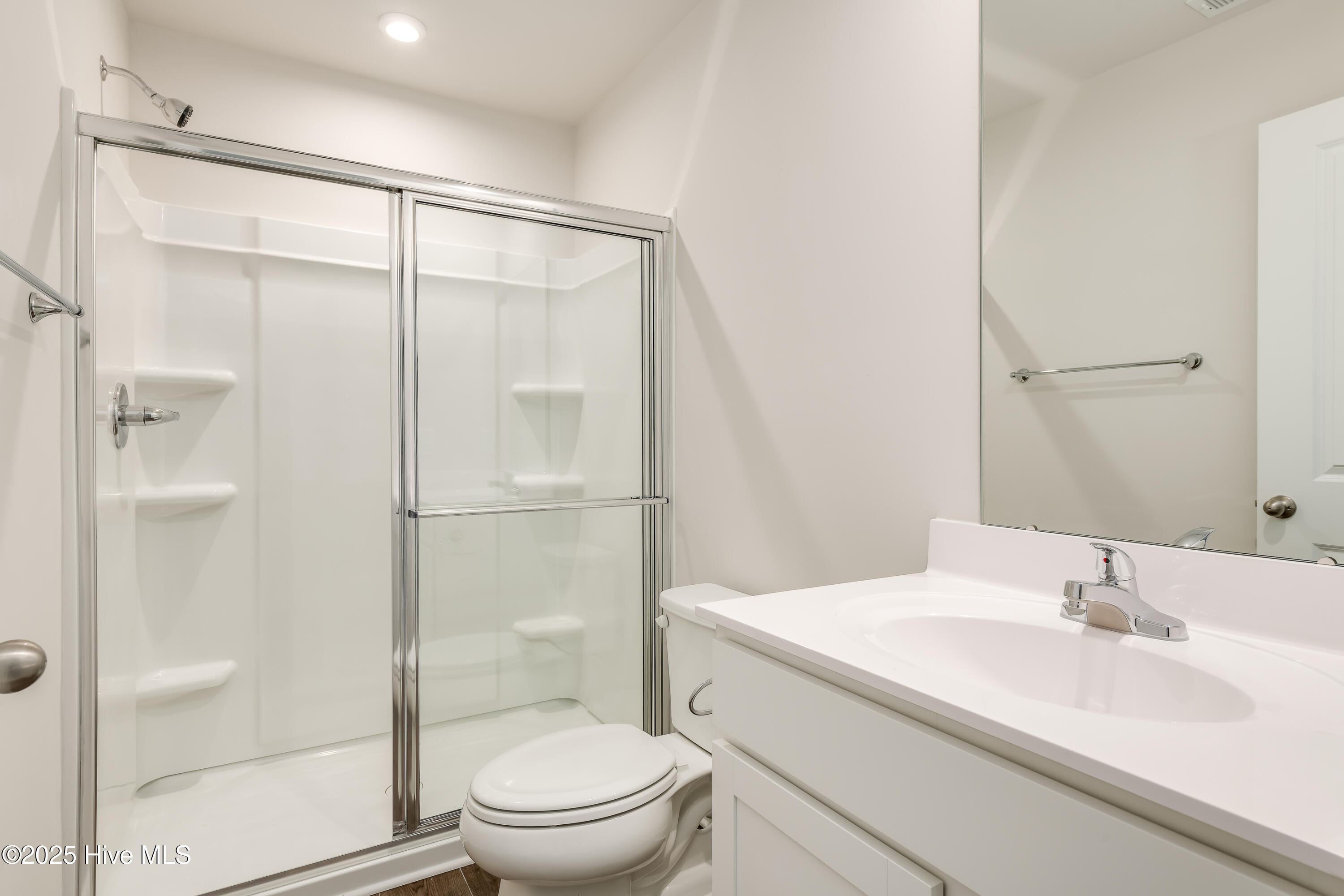 100548896 | Photo 14