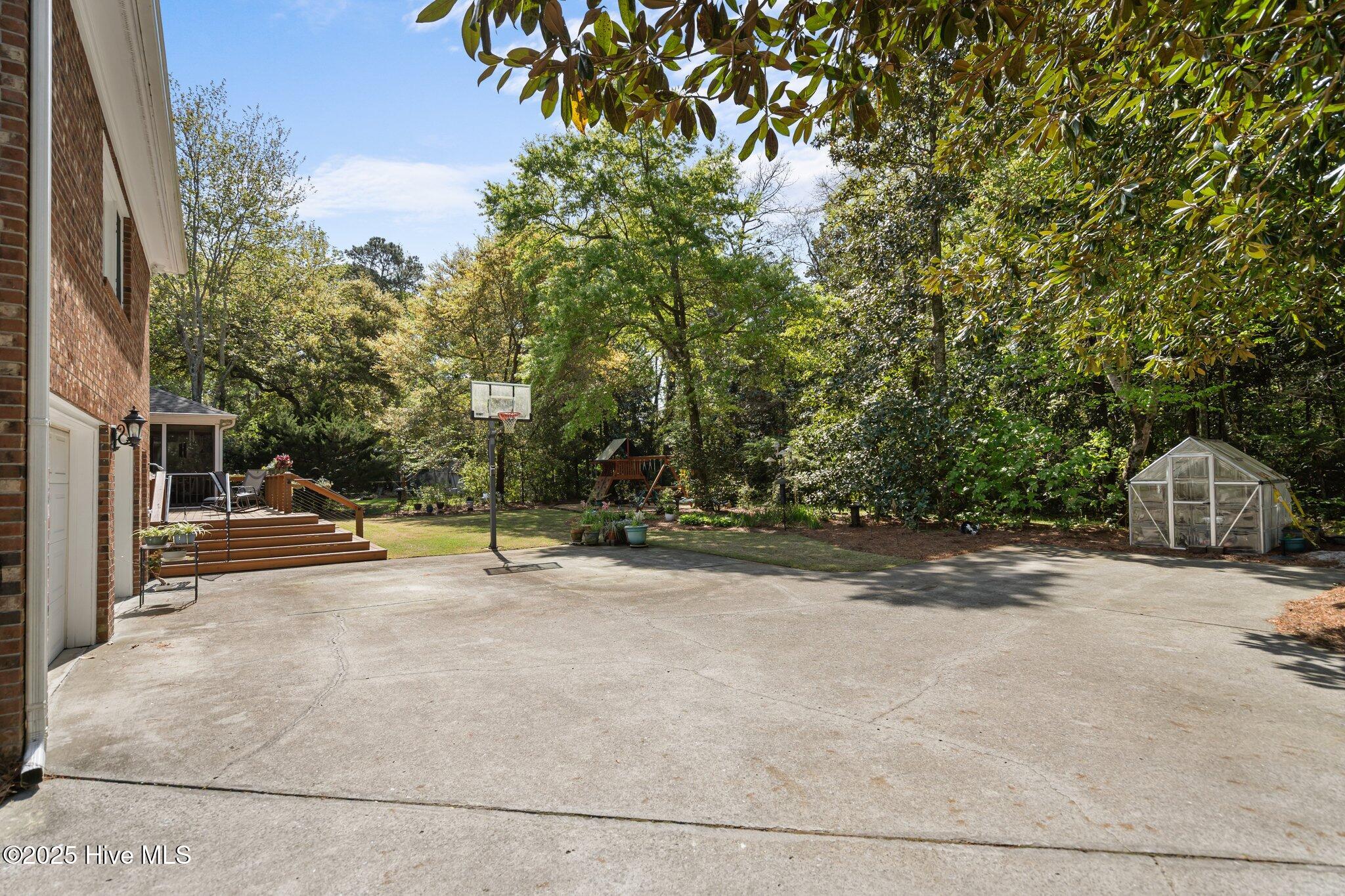 100507582 | Photo 47