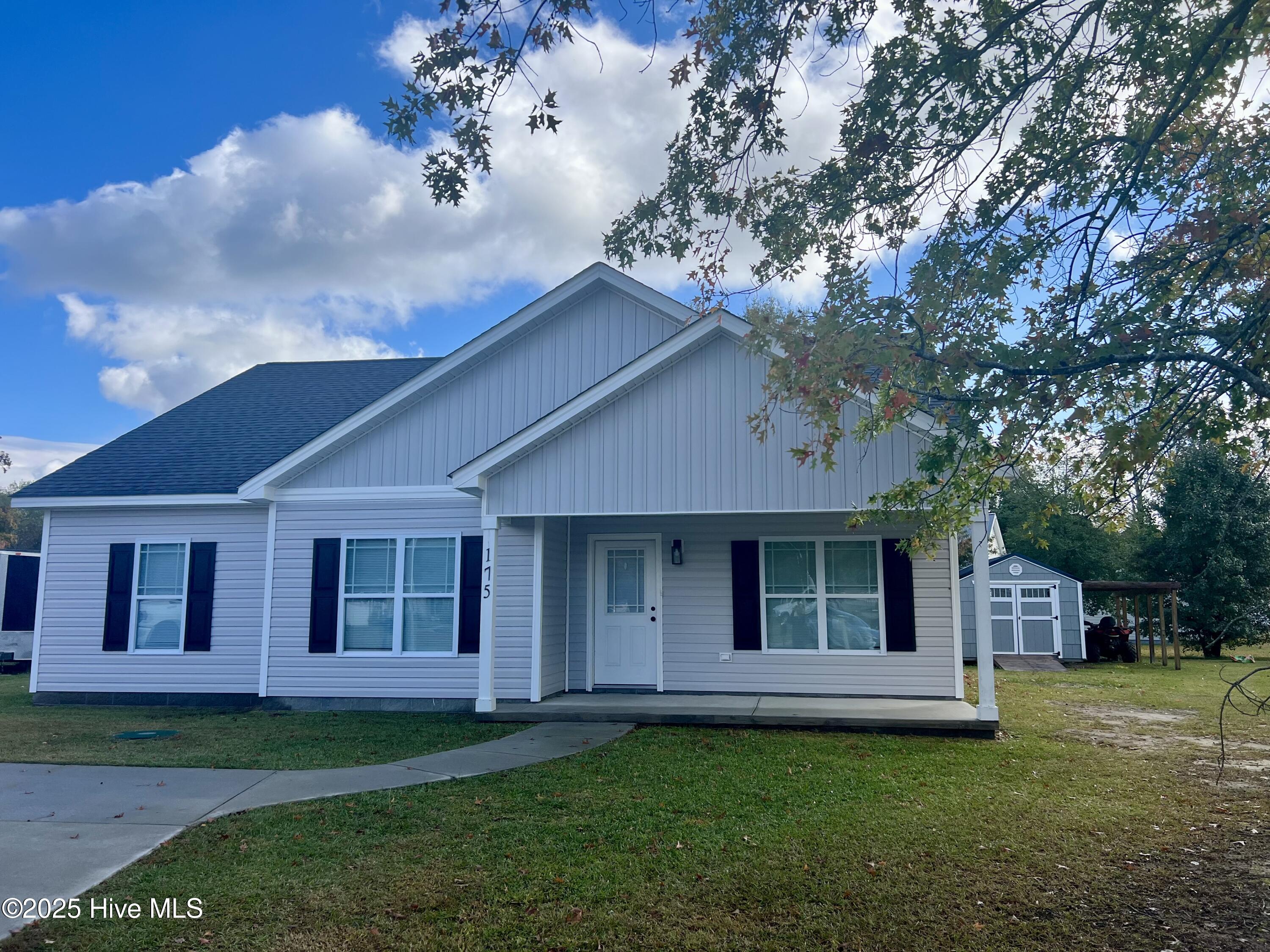 Homes for sale in Chocowinity, NC | 175 Joshua Dr, Chocowinity, NC 27817 | MLS# 100538890