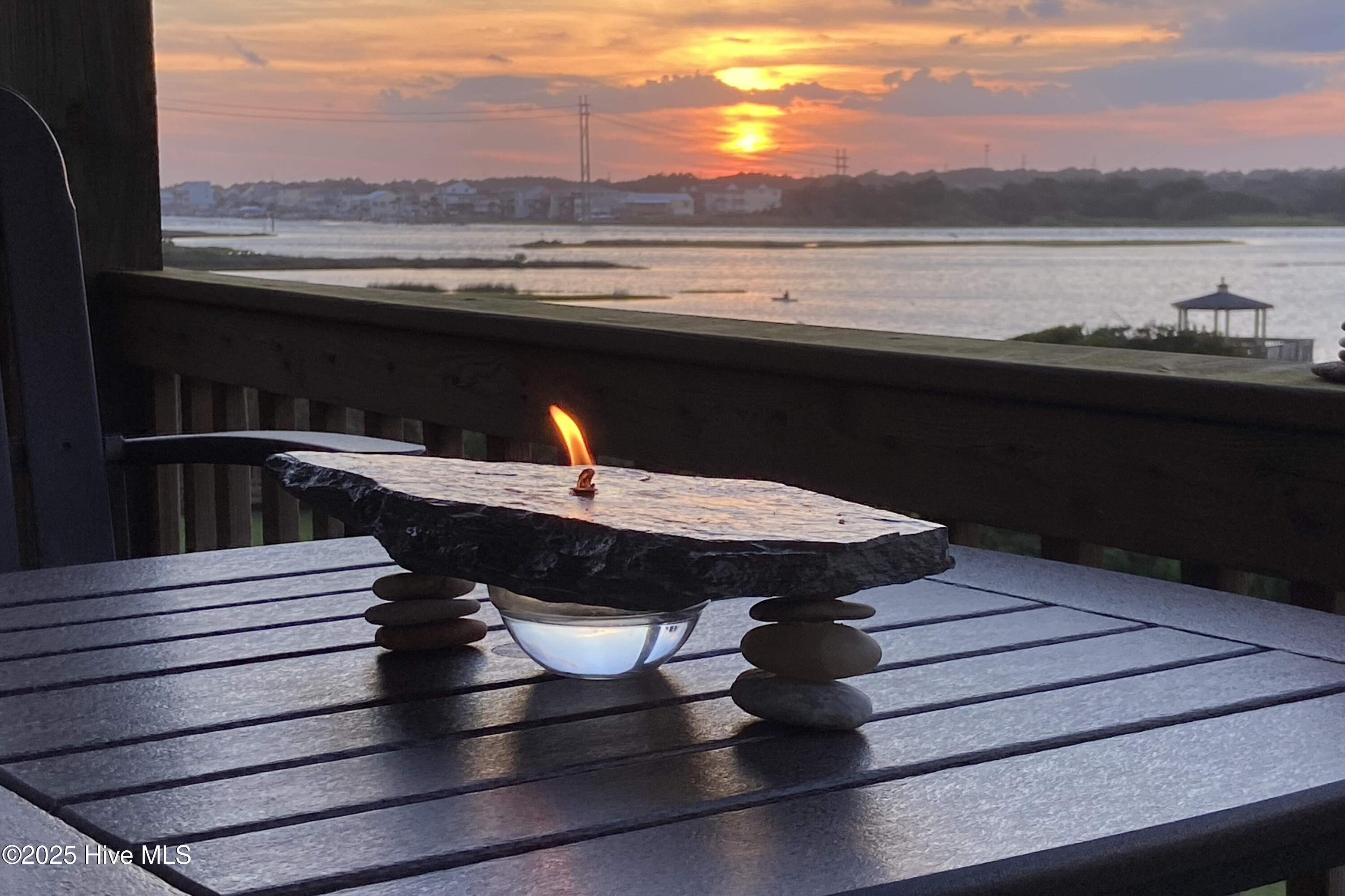 100513215 | Photo 82