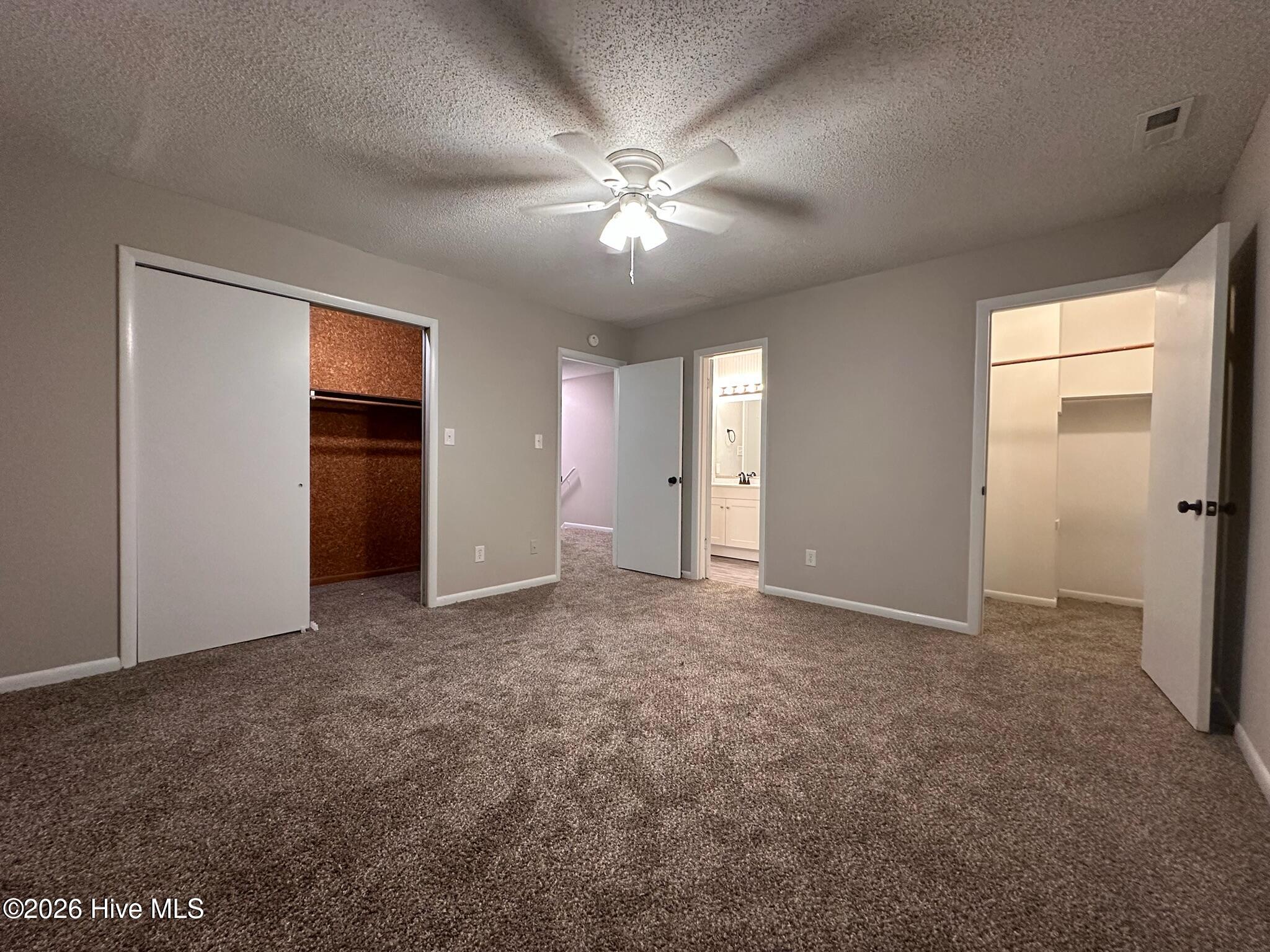 100550435 | Photo 17