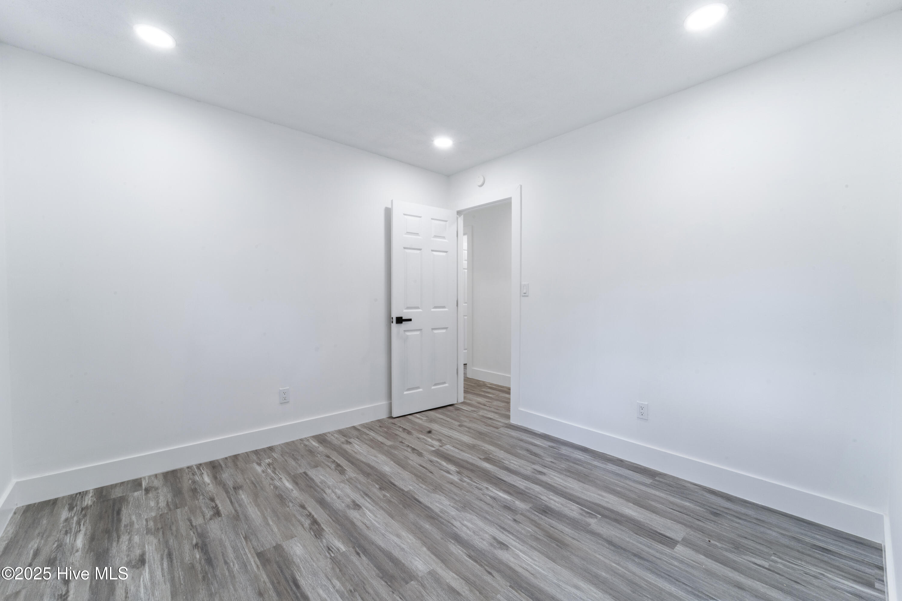 100 S Hill Court, Jacksonville, NC 28540 – photo 19: DSC03375