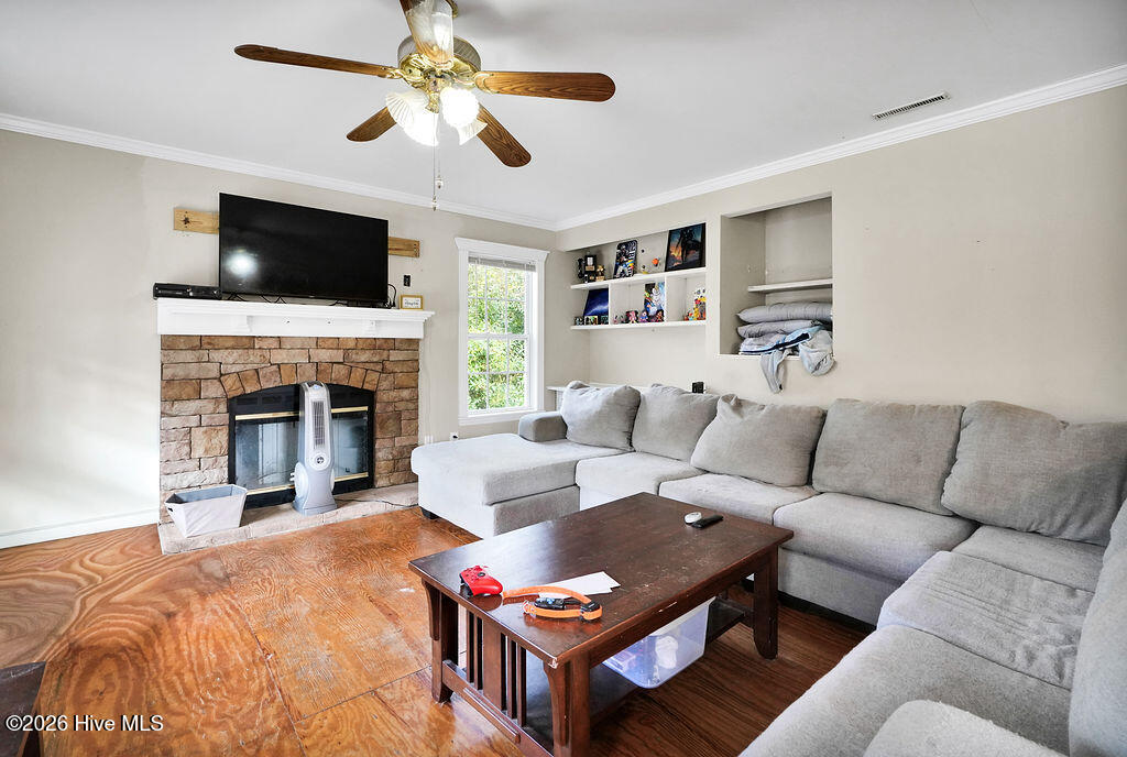 100559640 | Photo 18