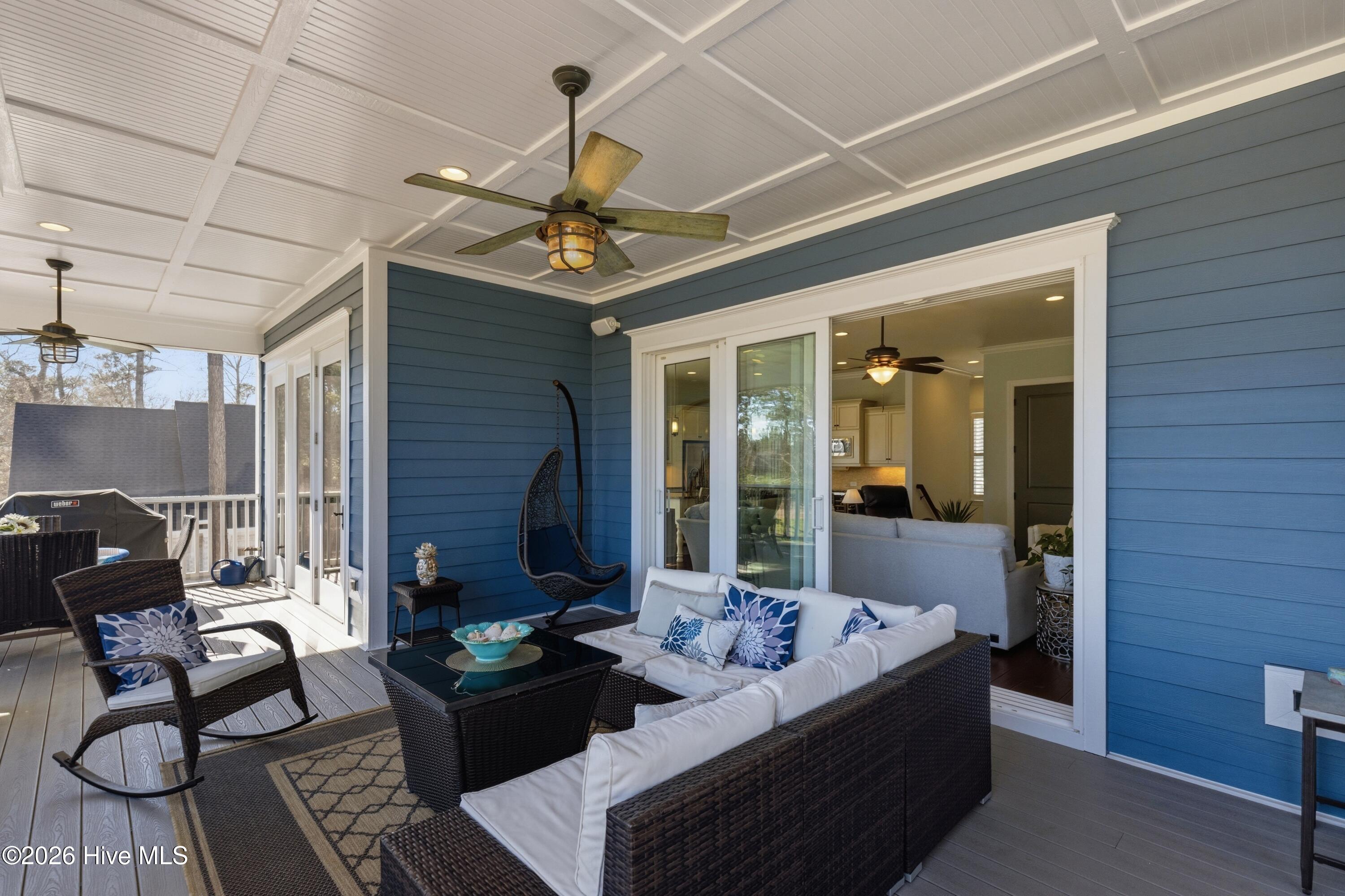 100556078 | Photo 27