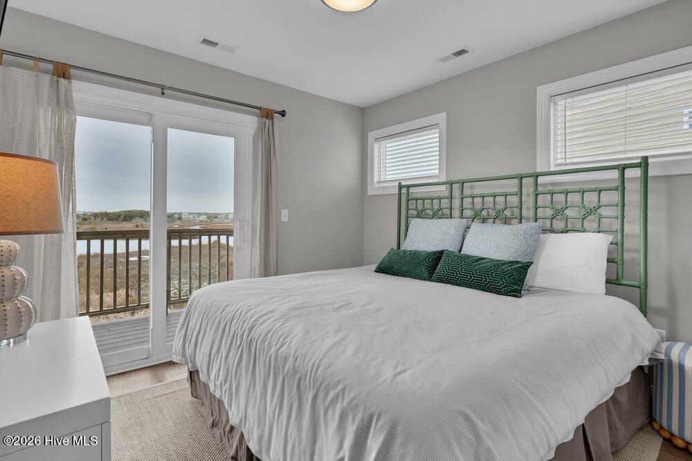 100558535 | Photo 11