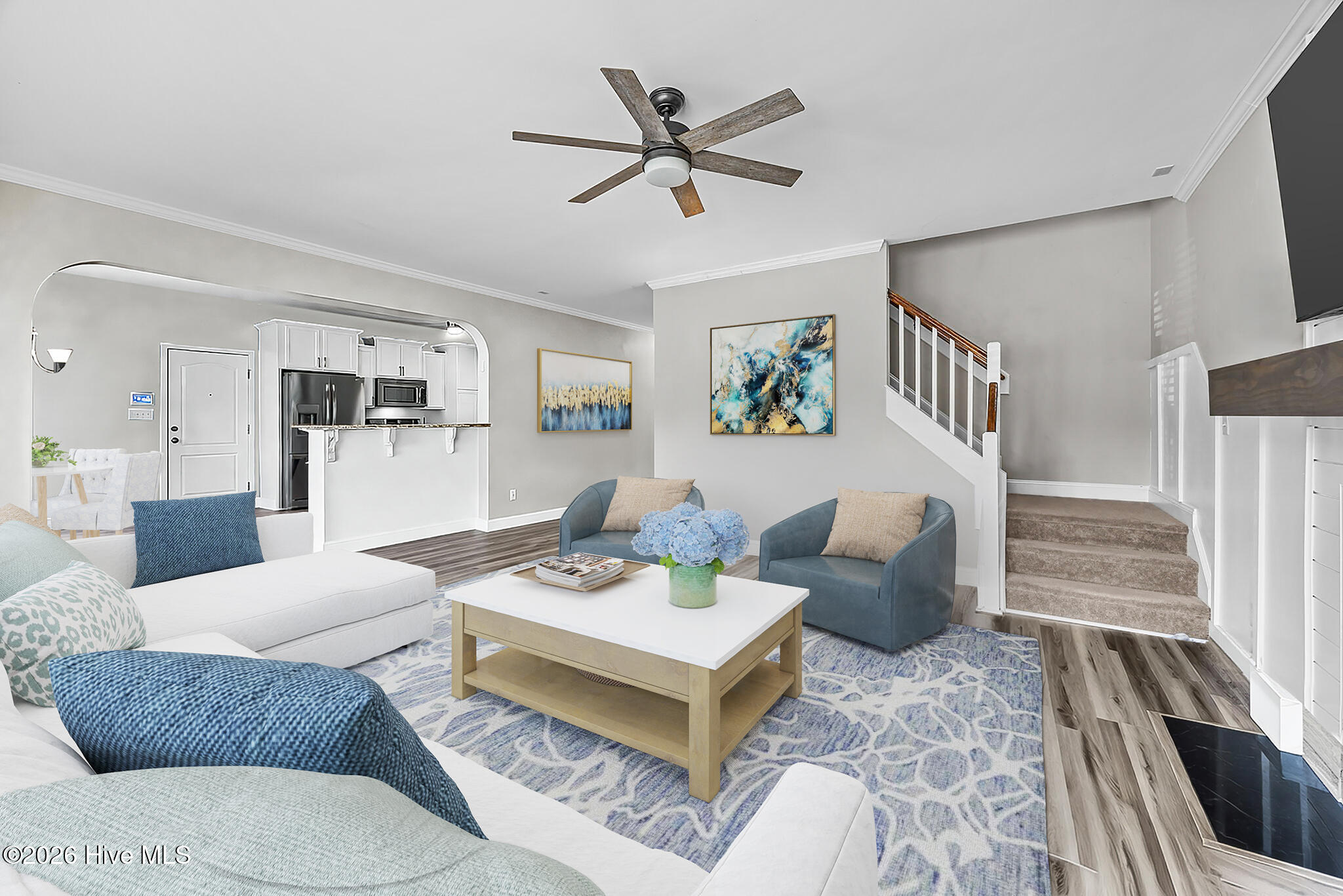 100561855 | Photo 18