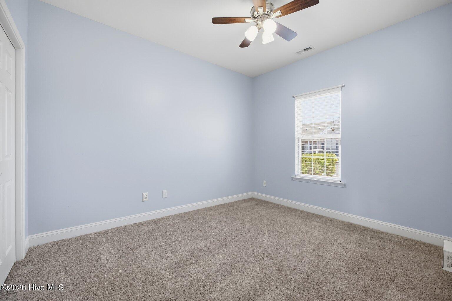 100564958 | Photo 28