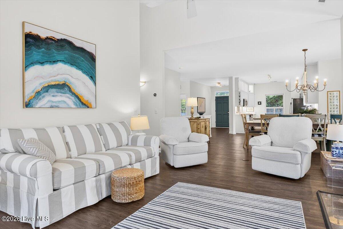 100551155 | Photo 21