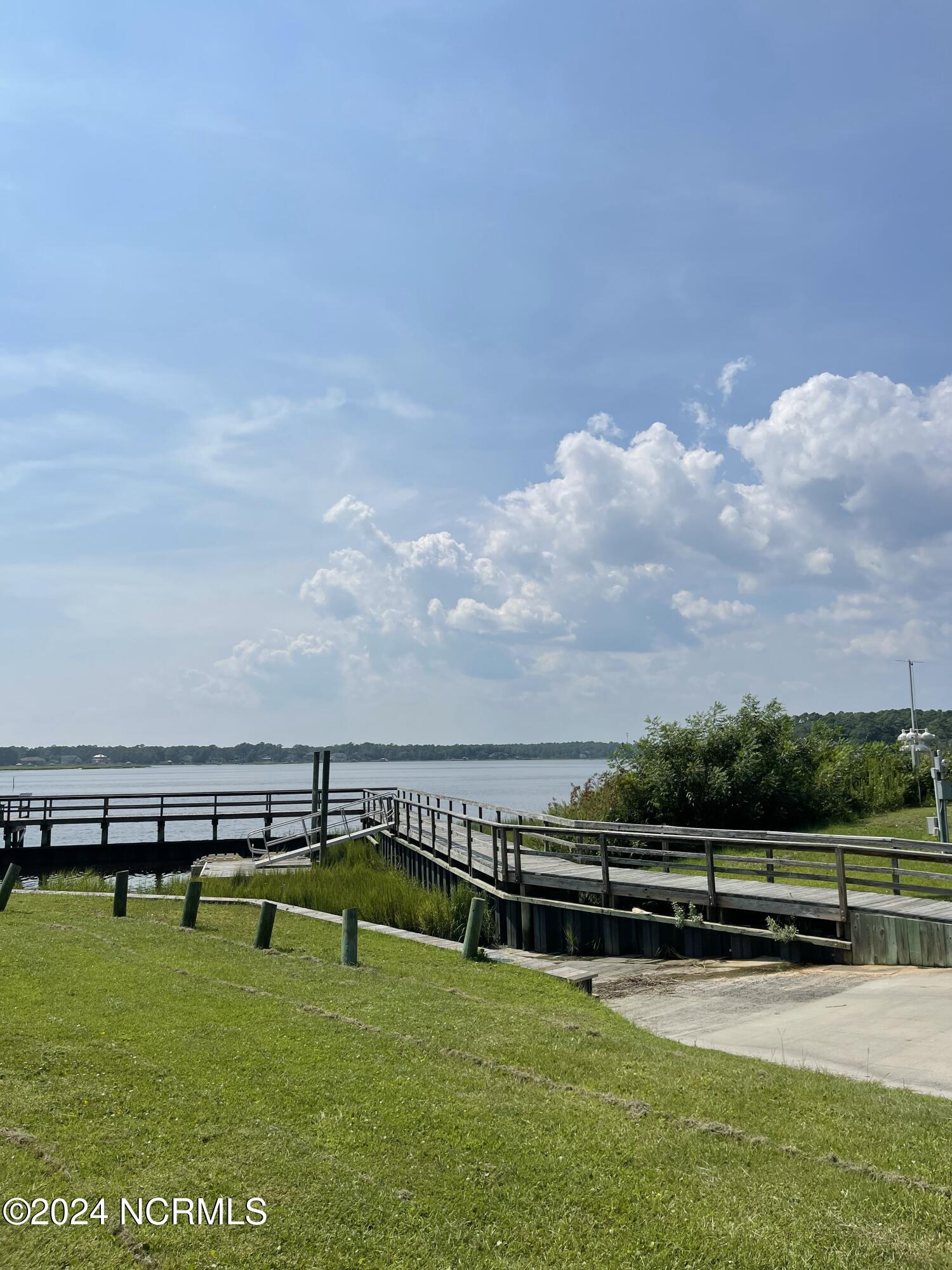 100468414 | Photo 11