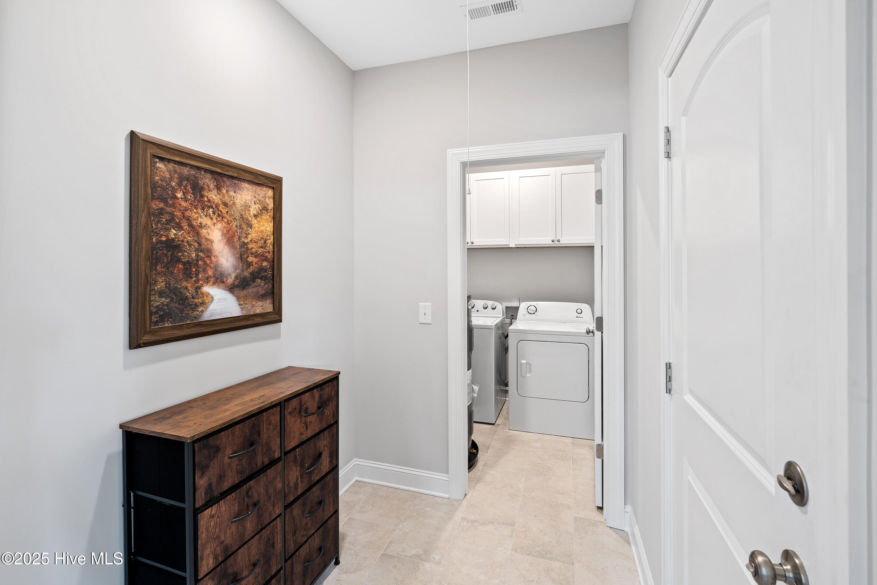 100534961 | Photo 13