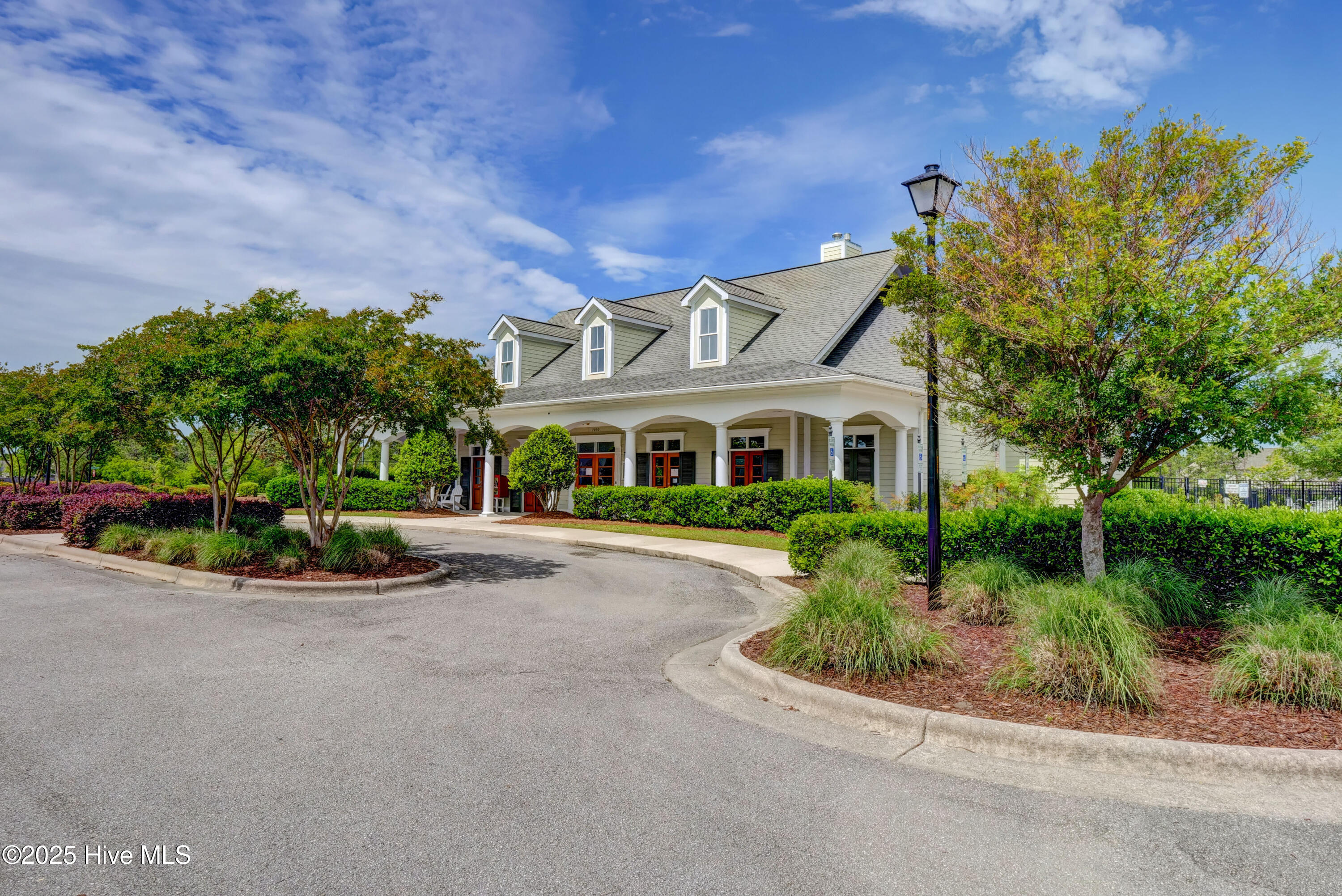 100477077 | Photo 28