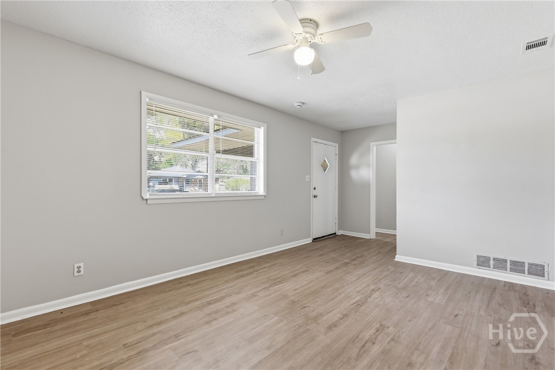 Photo 3 of Single family home for sale at 3314 April St, Savannah, GA 31404 | MLS# SA358720 | Listing updated on 2026-09-18