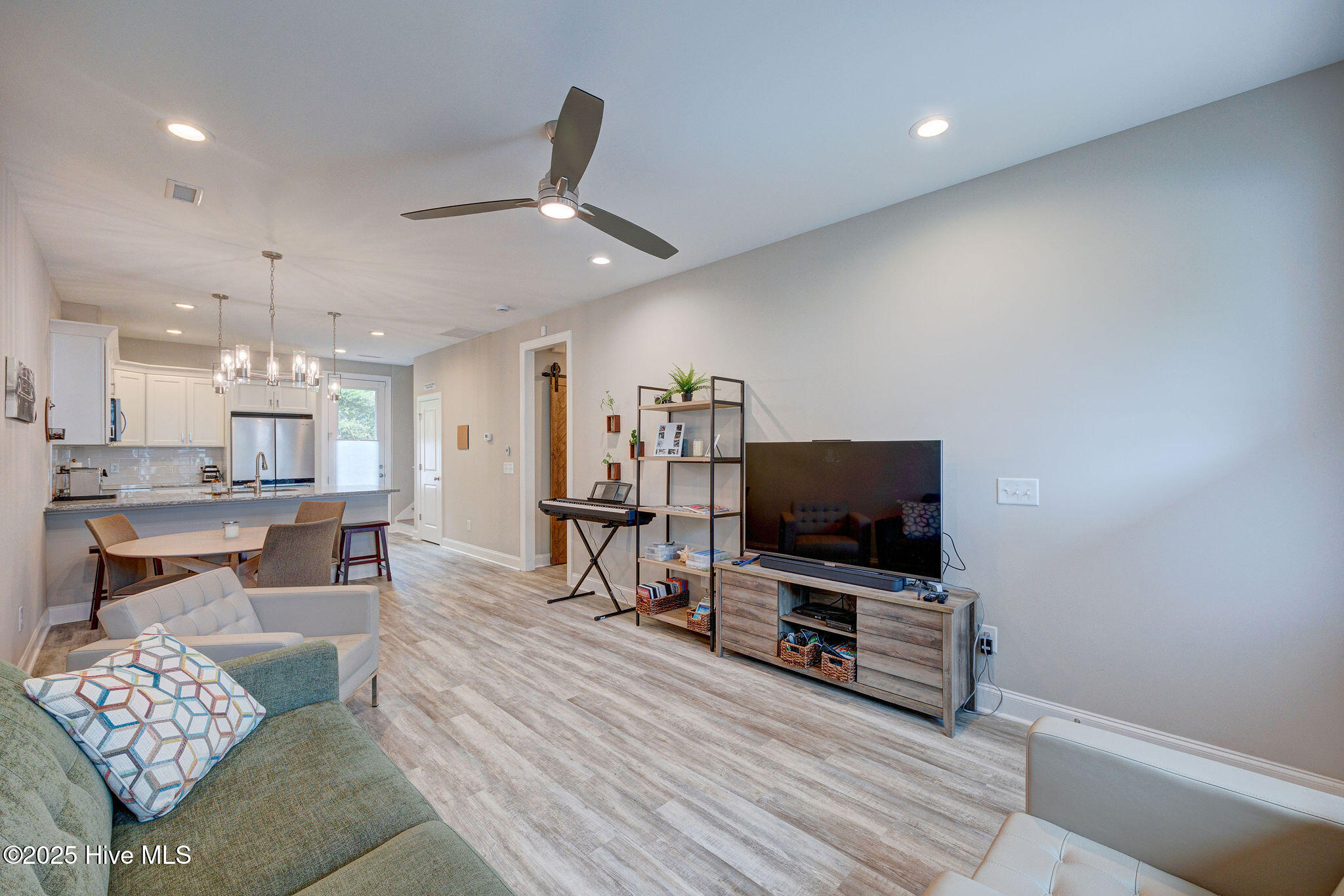 1907 Seacottage Way, Wilmington, NC 28403 – photo 7: 1907SeacottageWay(15)