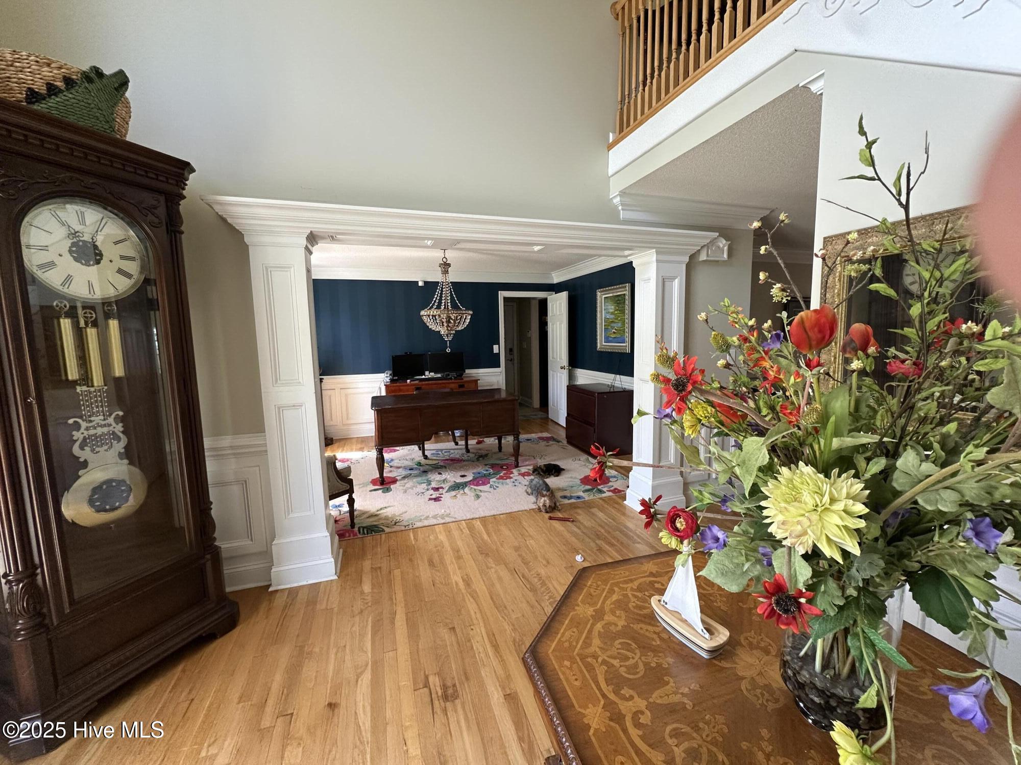 100514130 | Photo 12